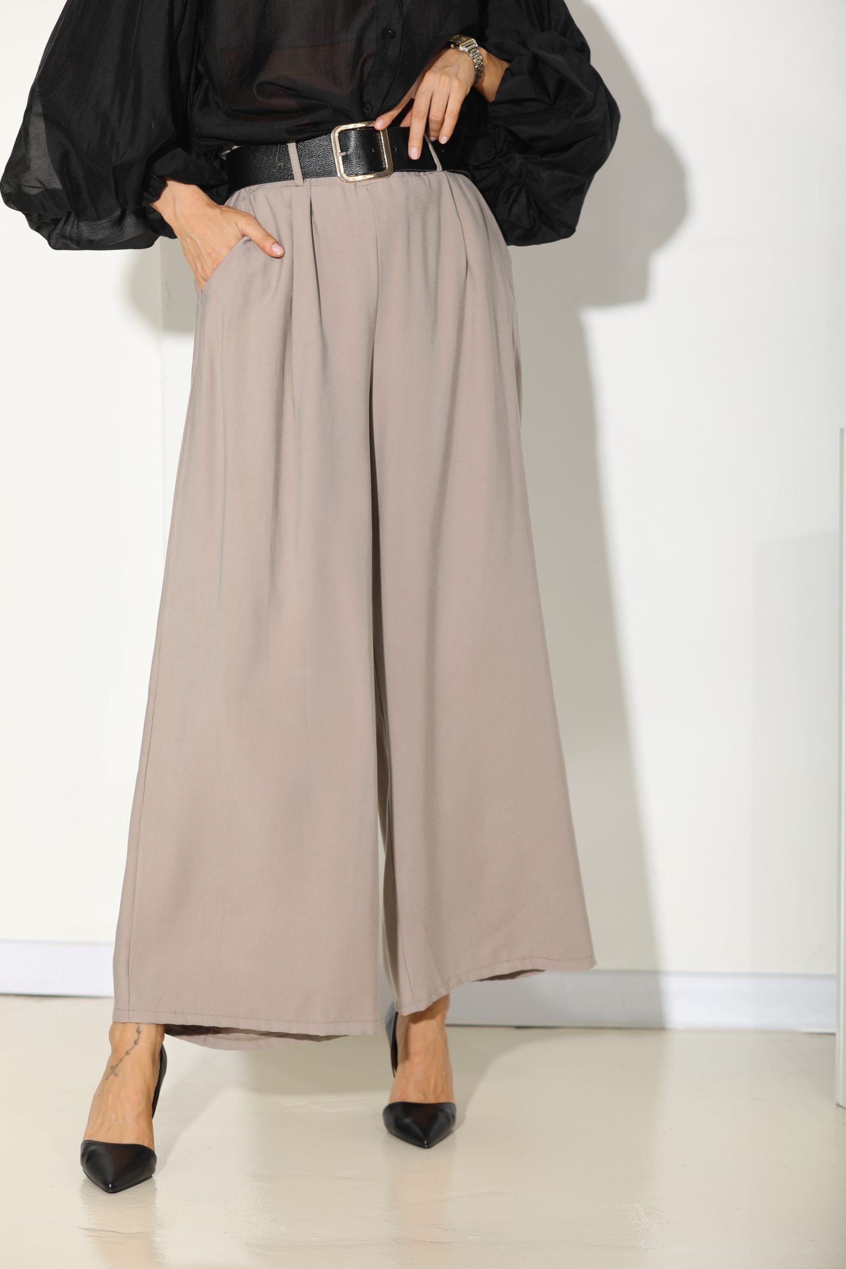 Bēšas bikses, klasiska ar gumiju viduklī - 16139