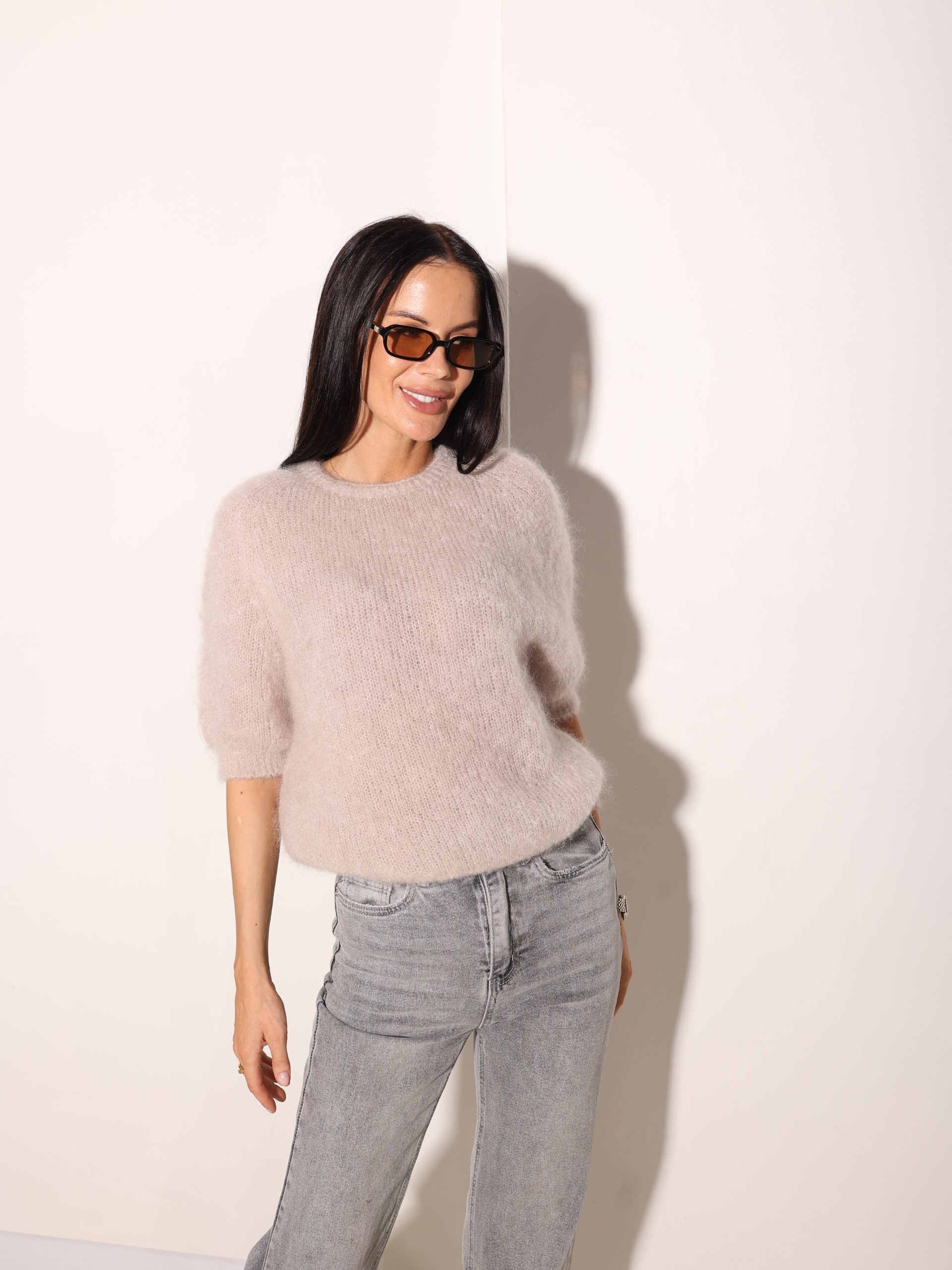 Bēšs Mohēras džemperis ar īsām piedurknēm - 15991