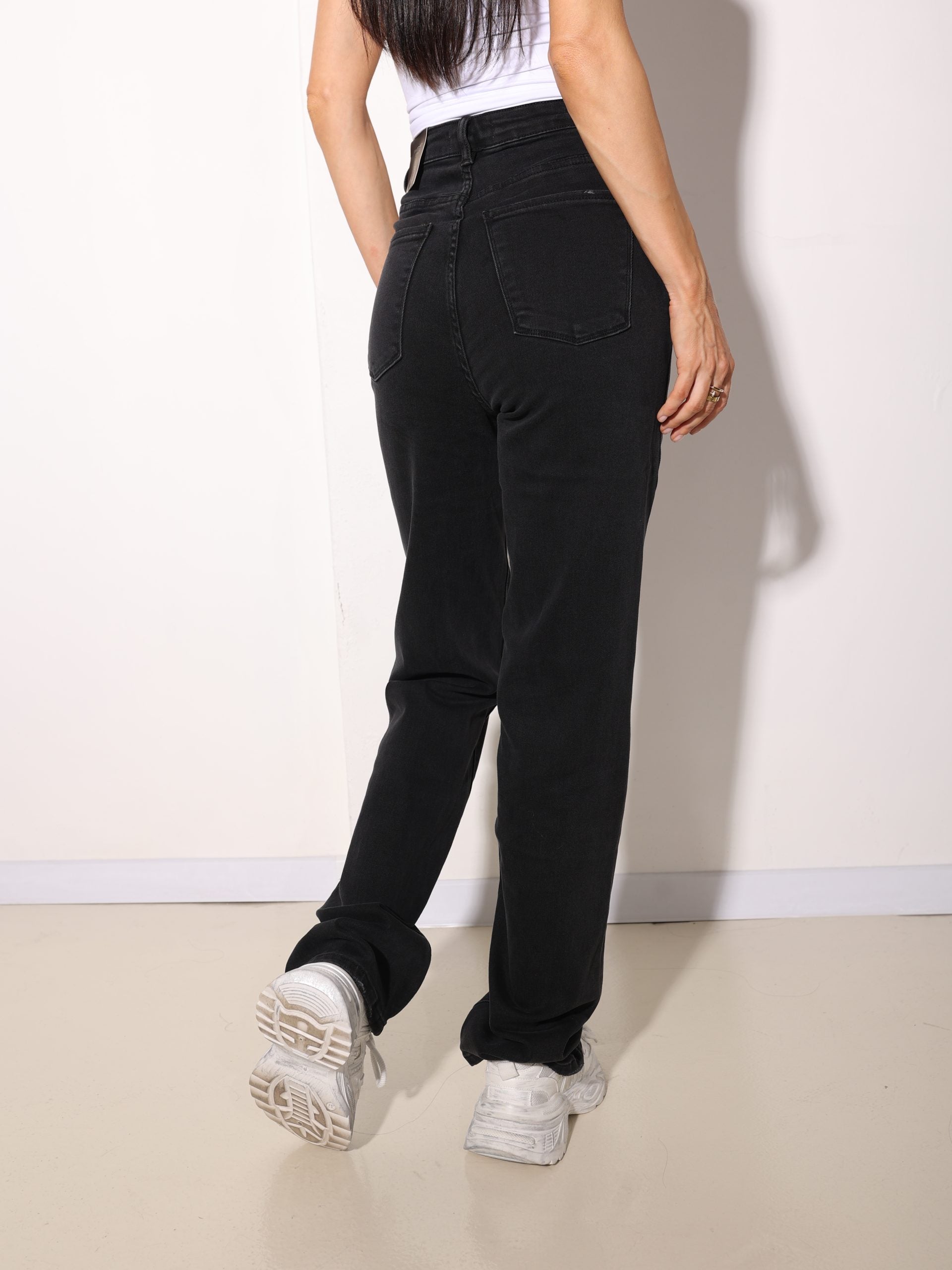 Melnas "Extra long" Laulia firmas džinsu bikses- 16023
