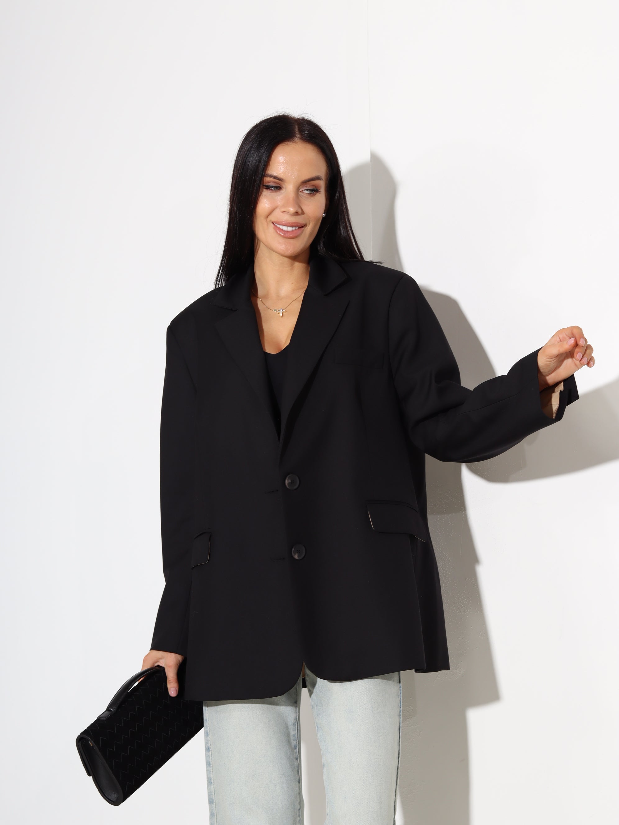 Melna klasiska žakete ar bēšu oderi - 17815