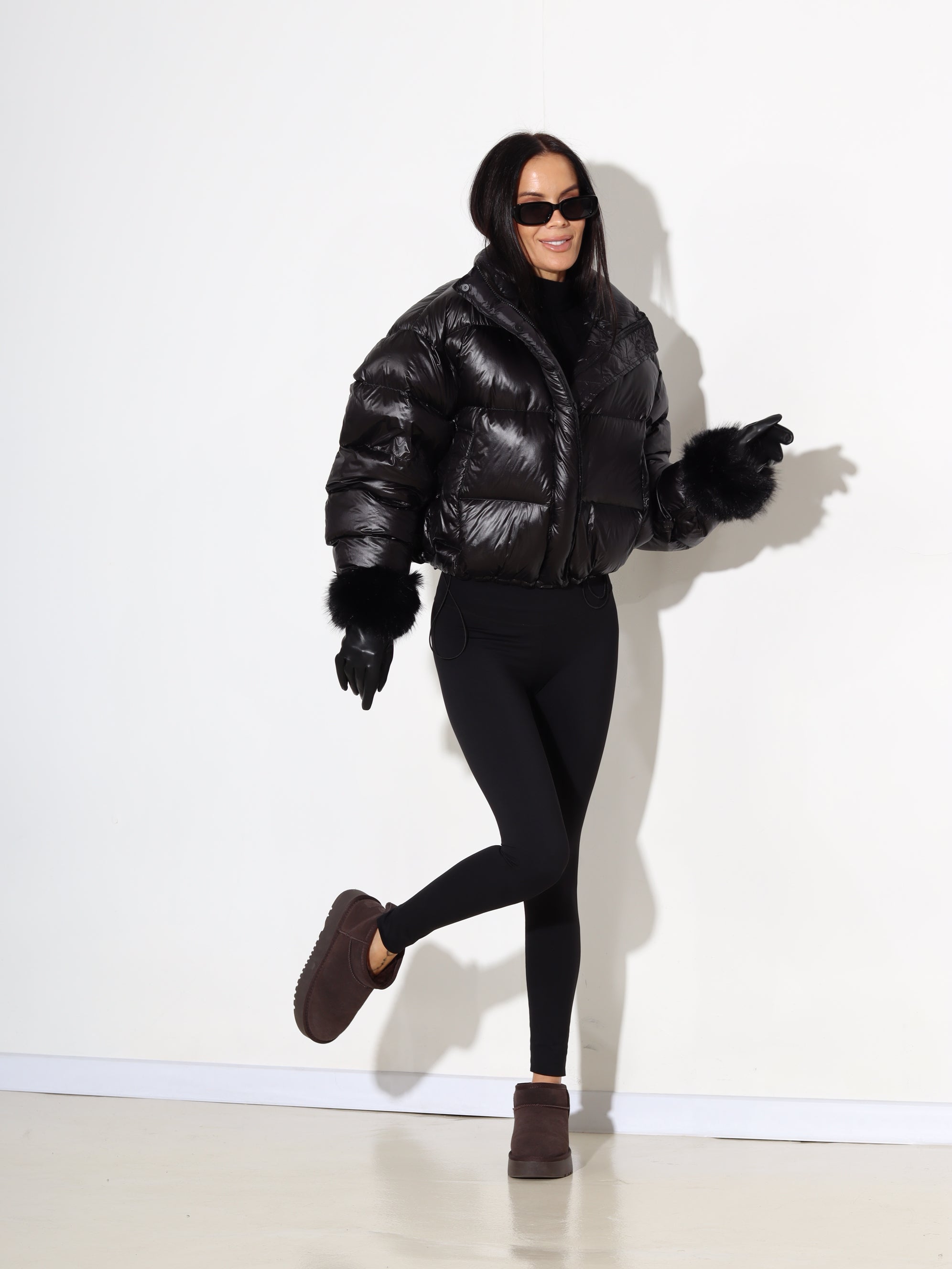 Melna, saīsināta, dūnu virsjaka - 17873