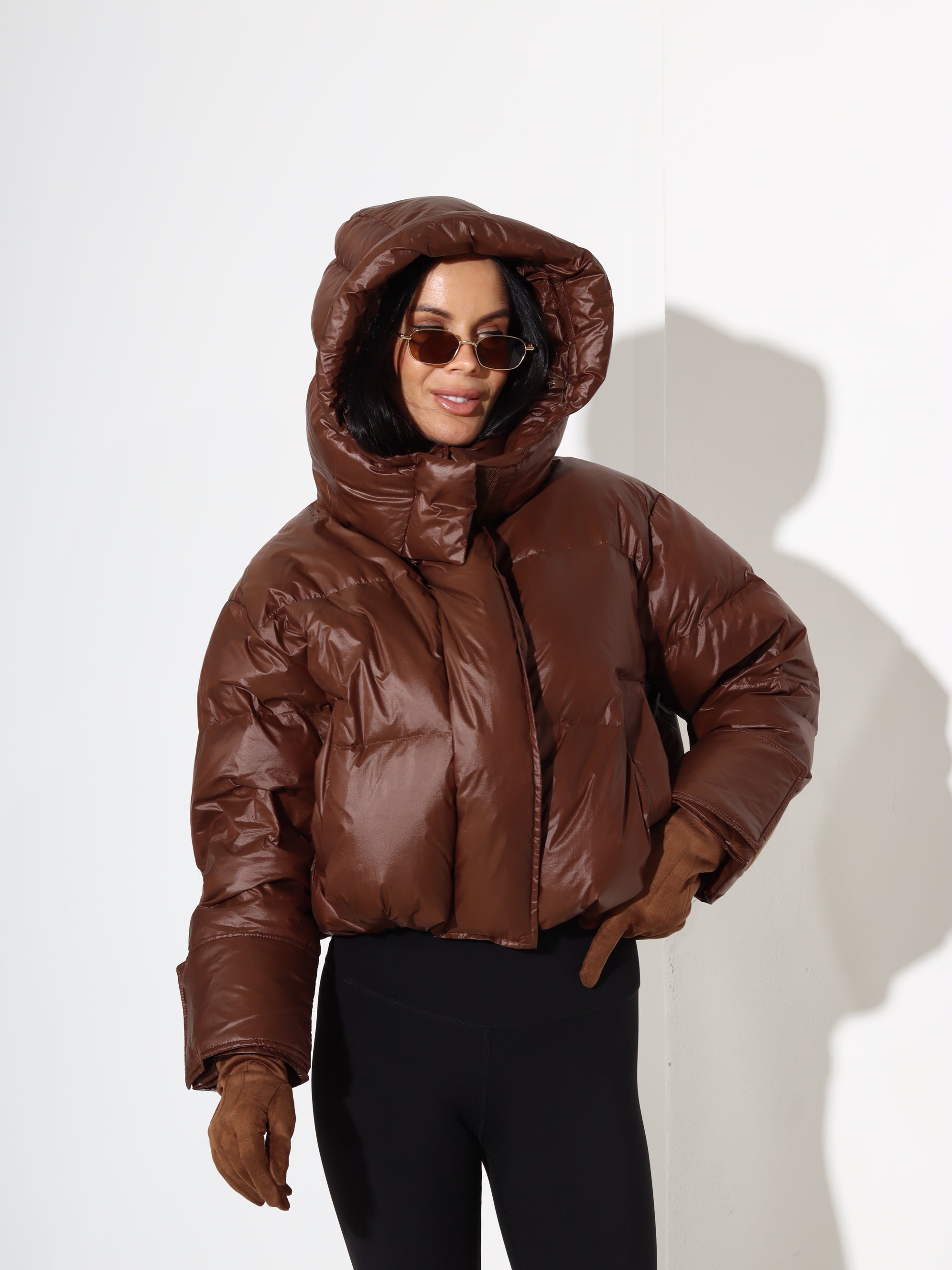 Brūna, saīsināta, dūnu virsjaka - 17872