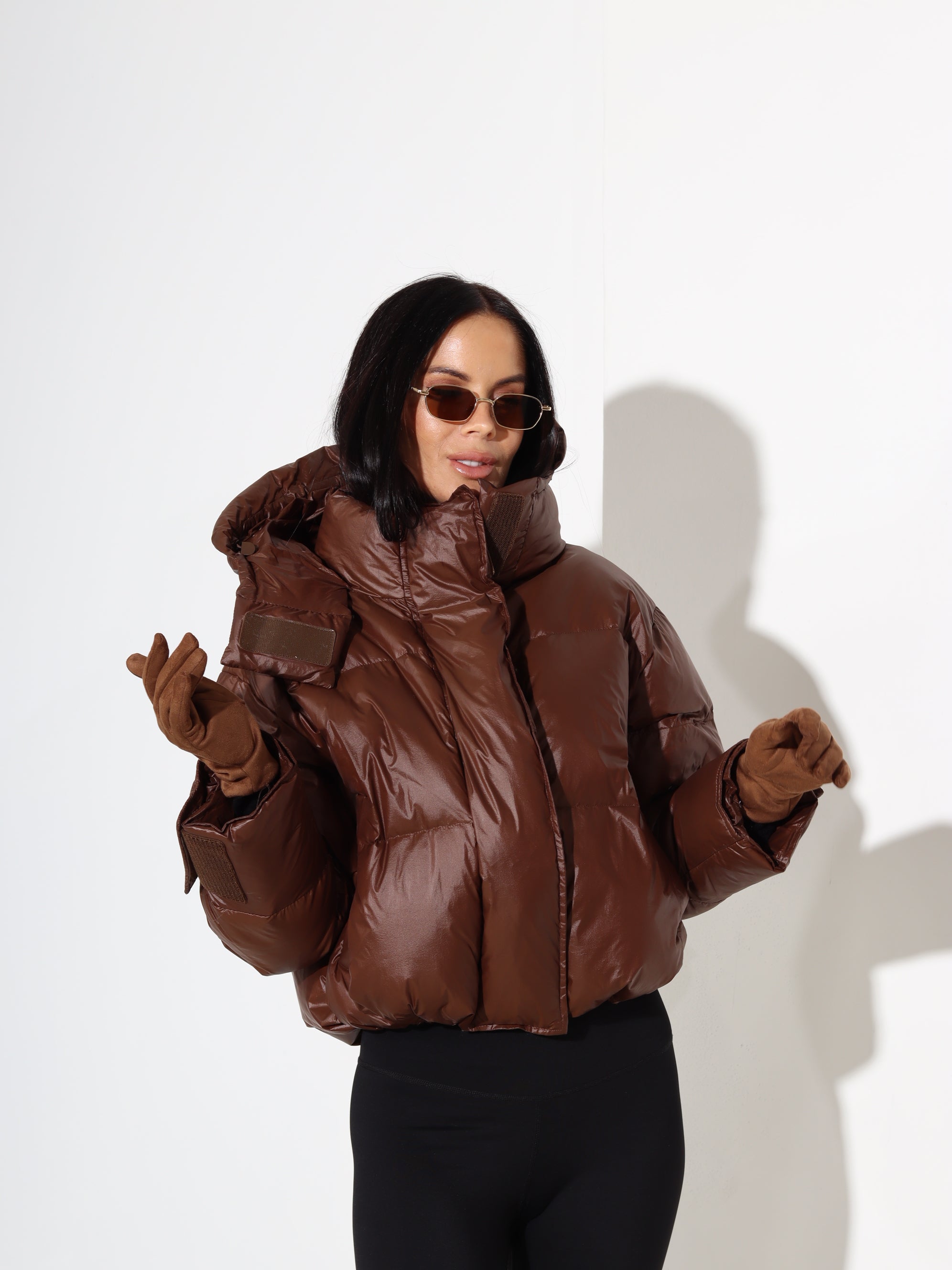 Brūna, saīsināta, dūnu virsjaka - 17872