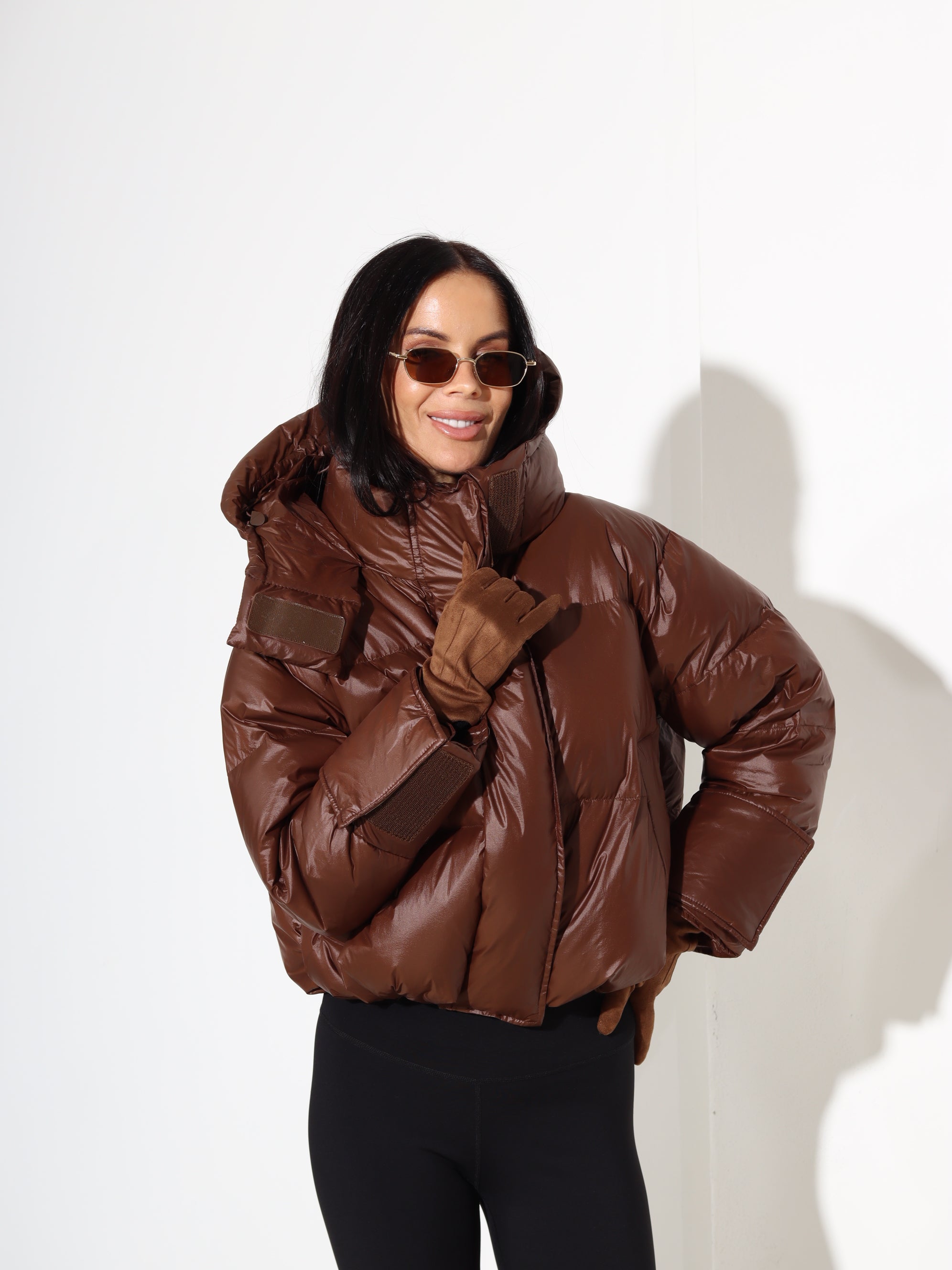 Brūna, saīsināta, dūnu virsjaka - 17872