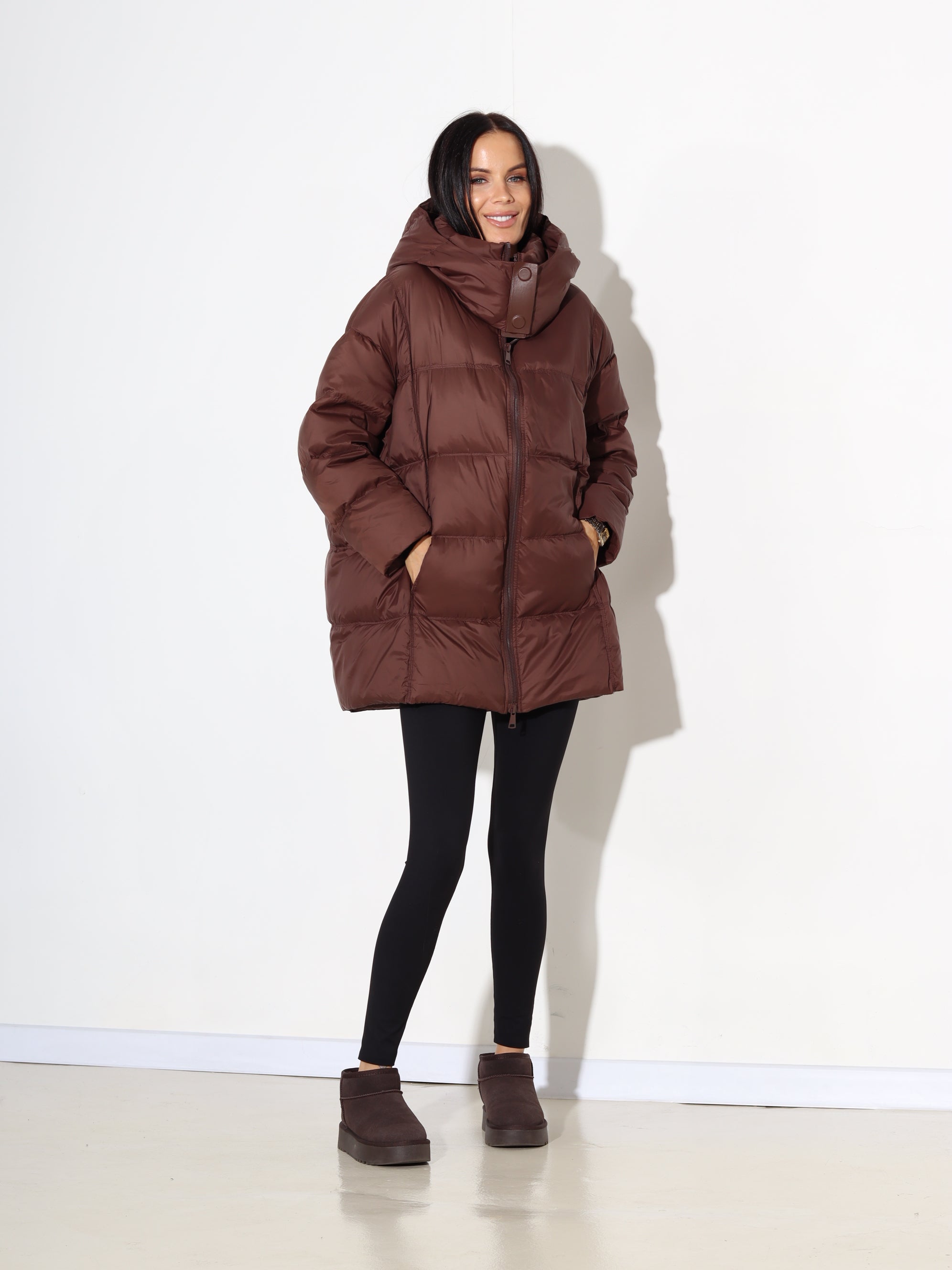 Brūna, pagarināta garuma dūnu virsjaka - 17869