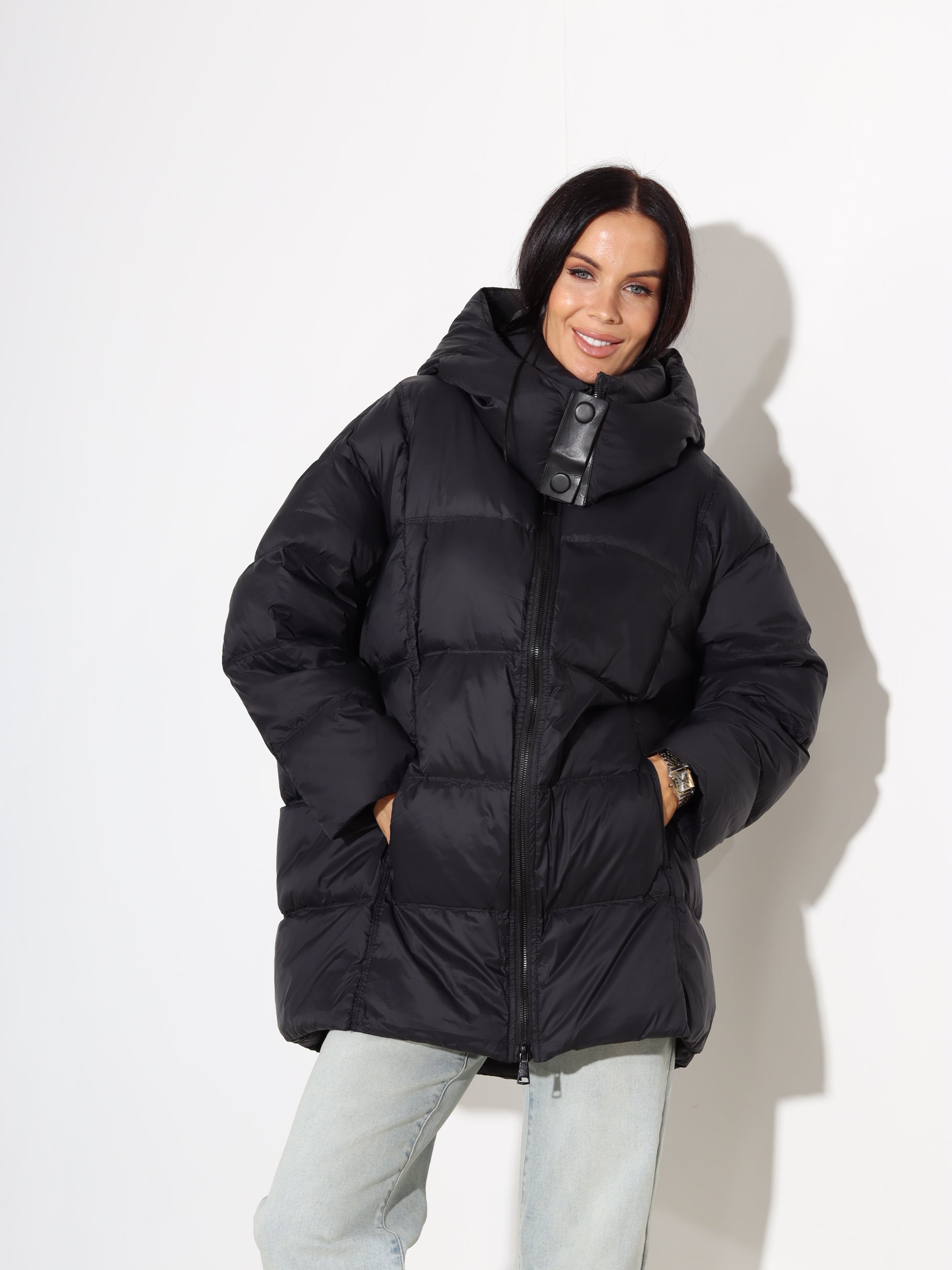 Melna, pikendatud garuma dūnu virsjaka - 17870