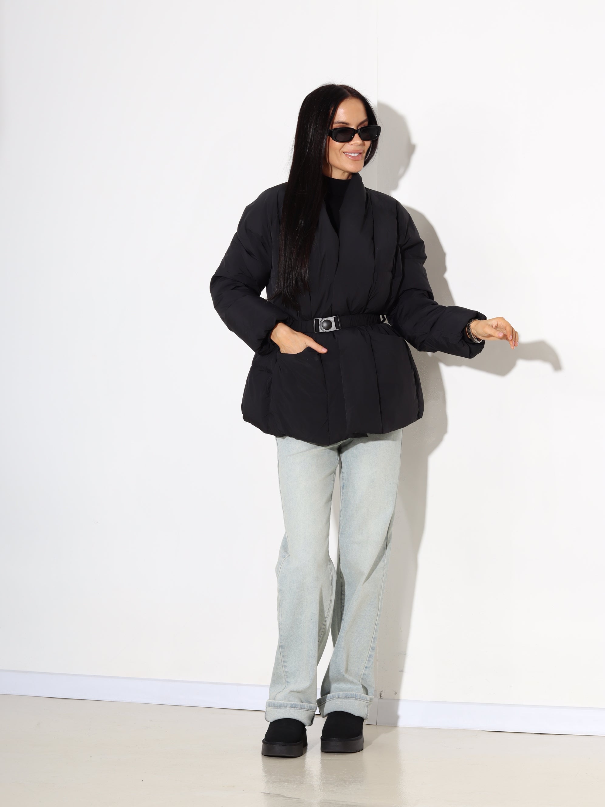 Melna, īsa dūnu virsjaka ar jostas aizdari - 17867