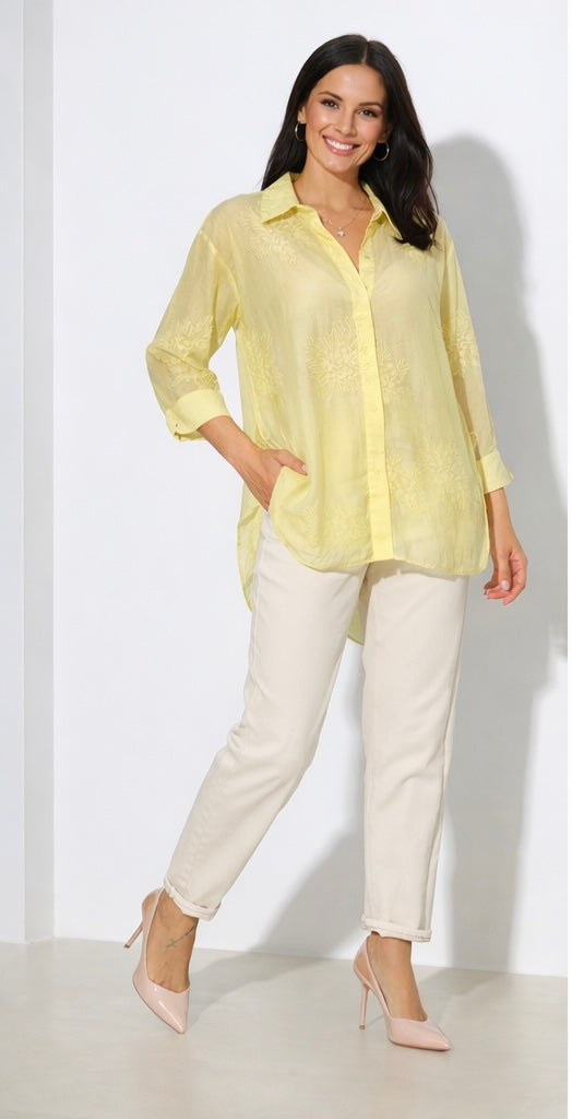 Dzeltens krekls ar smalku izšuvumu- 18437