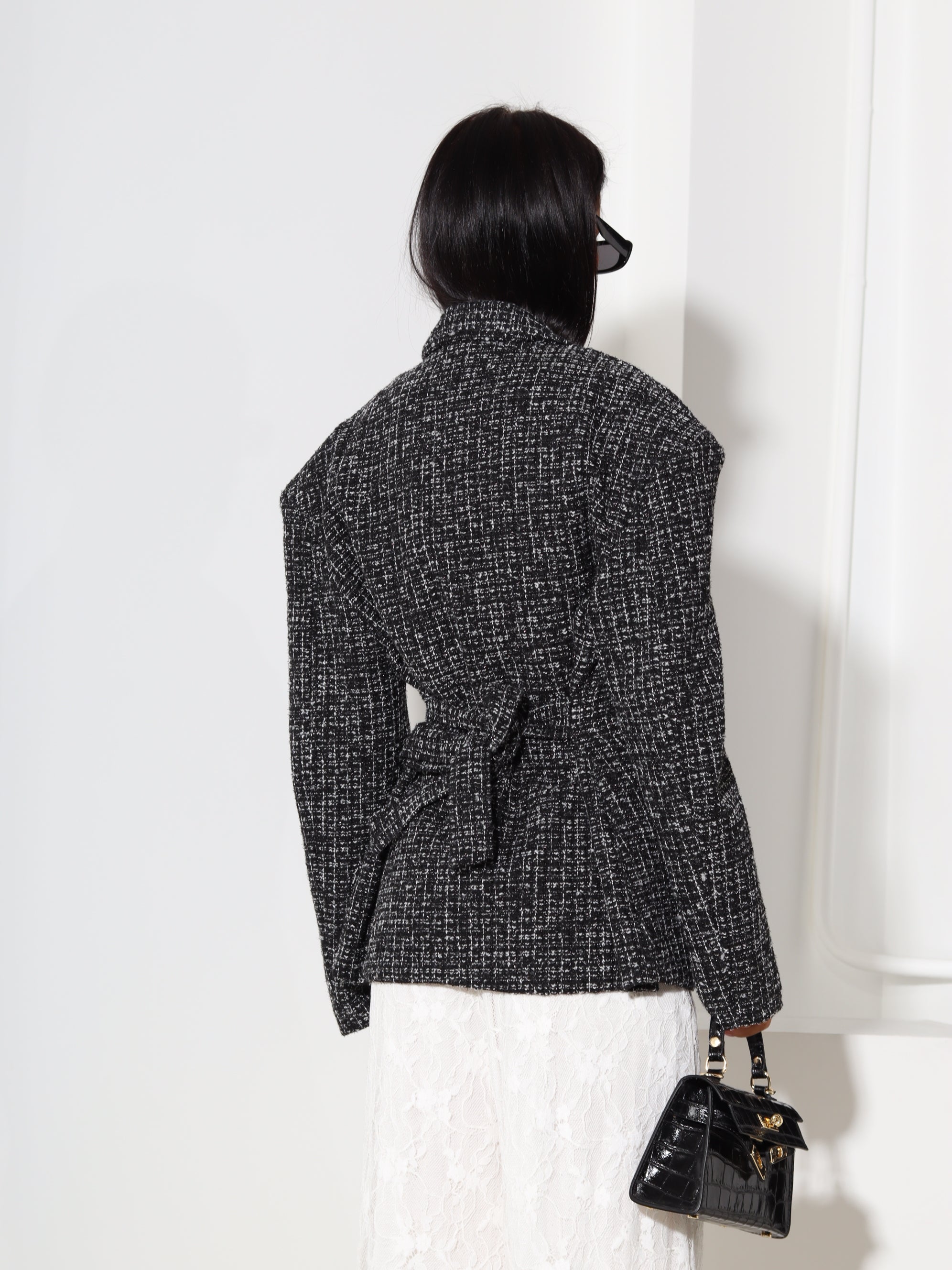 Melna tvīda auduma žakete, sienama mugurpusē - 18591
