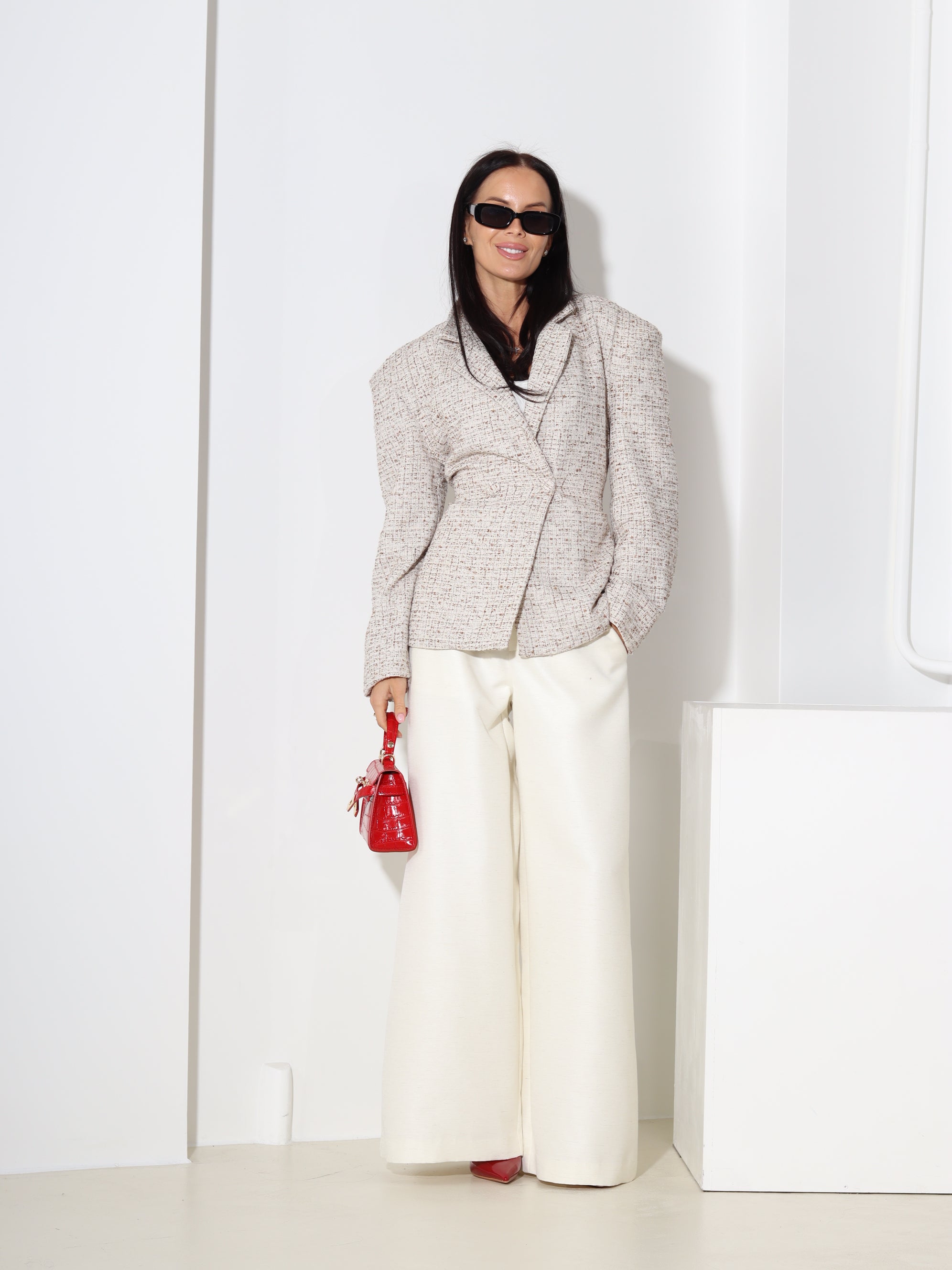 Bēša tvīda auduma žakete, sienama mugurpusē - 18594