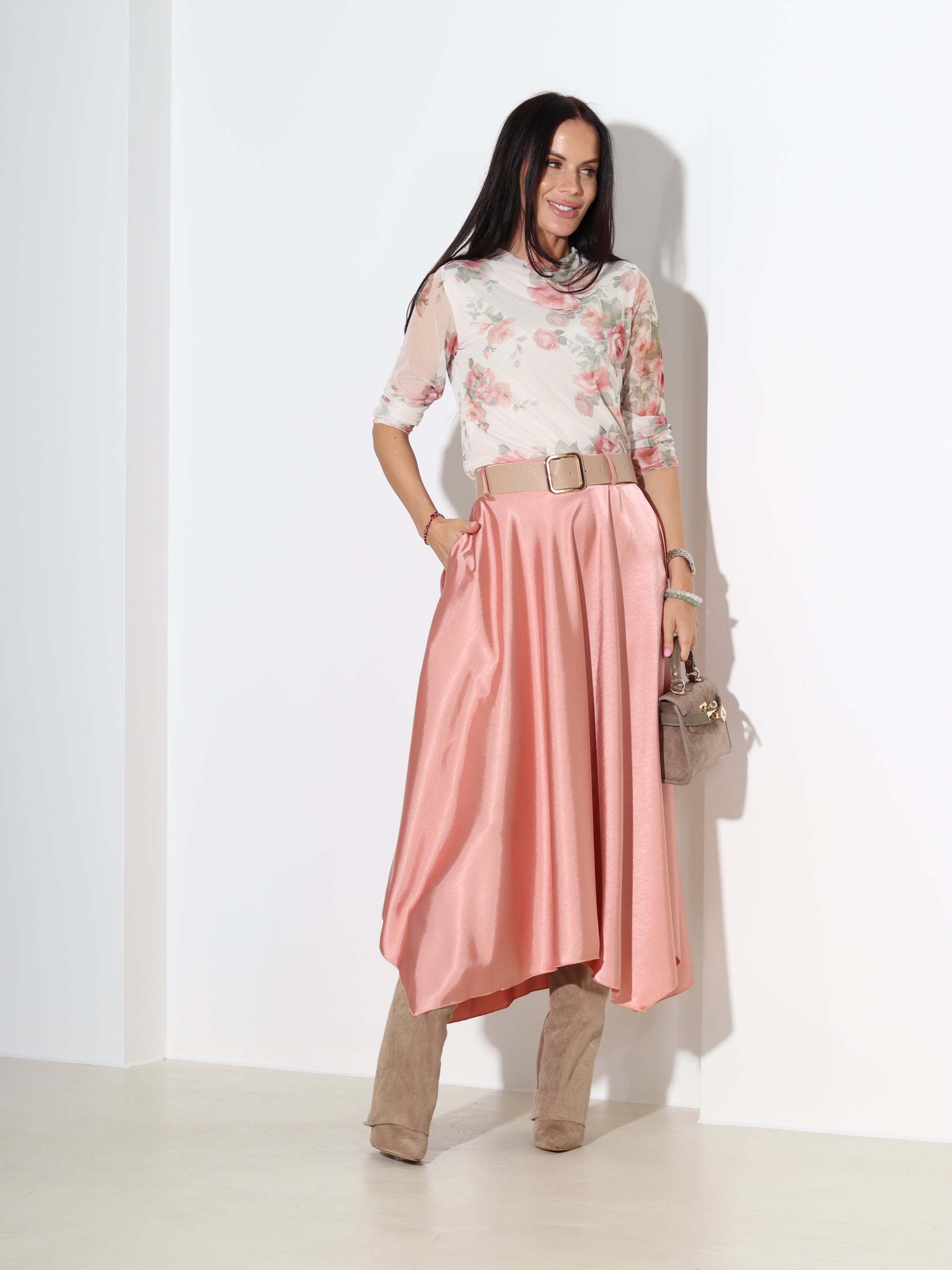 Oranži, midi, atlasa auduma svārki ar jostu - 18301