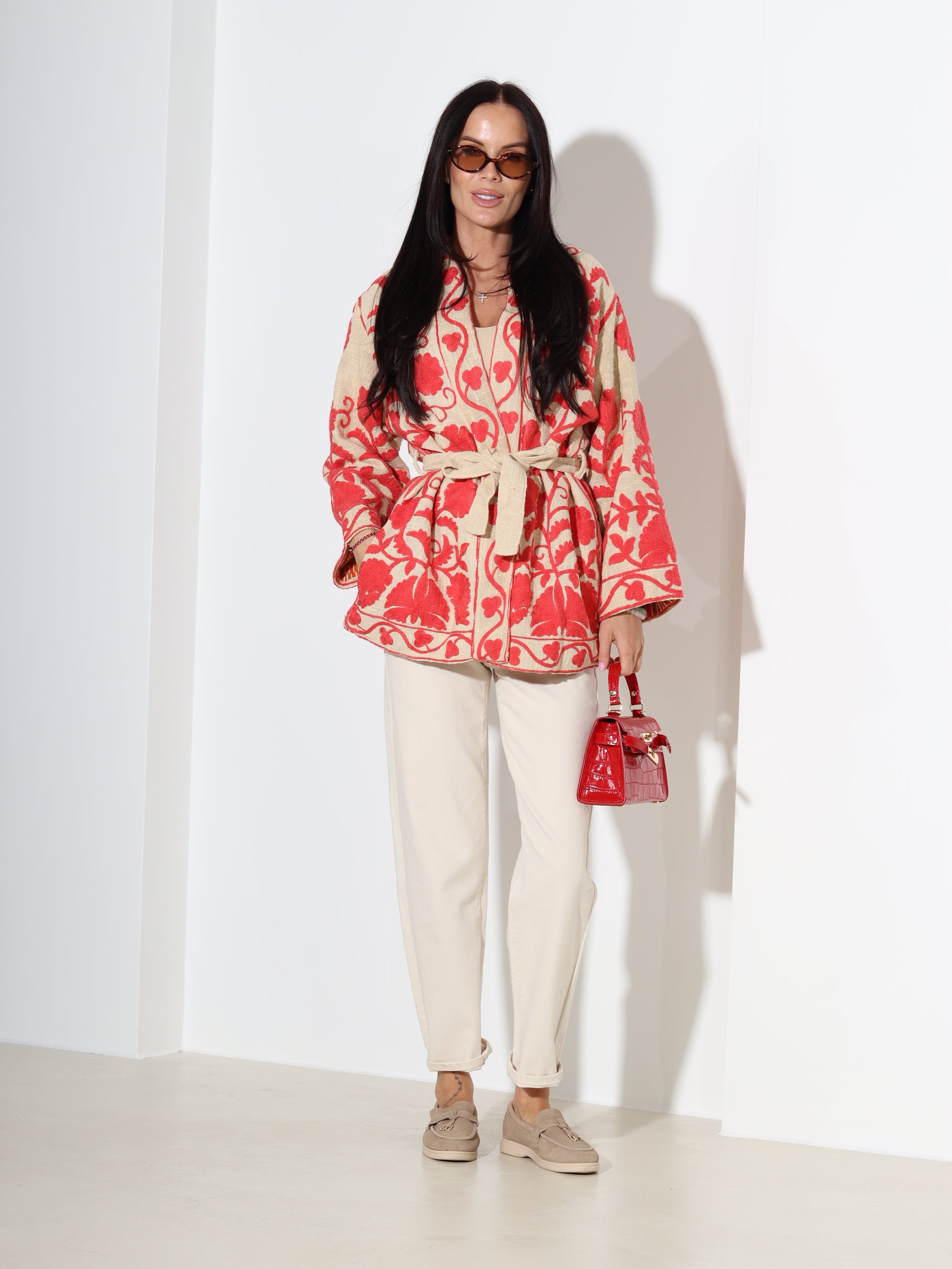 Bēšas krāsas kimono džutas stila audumā - 18337