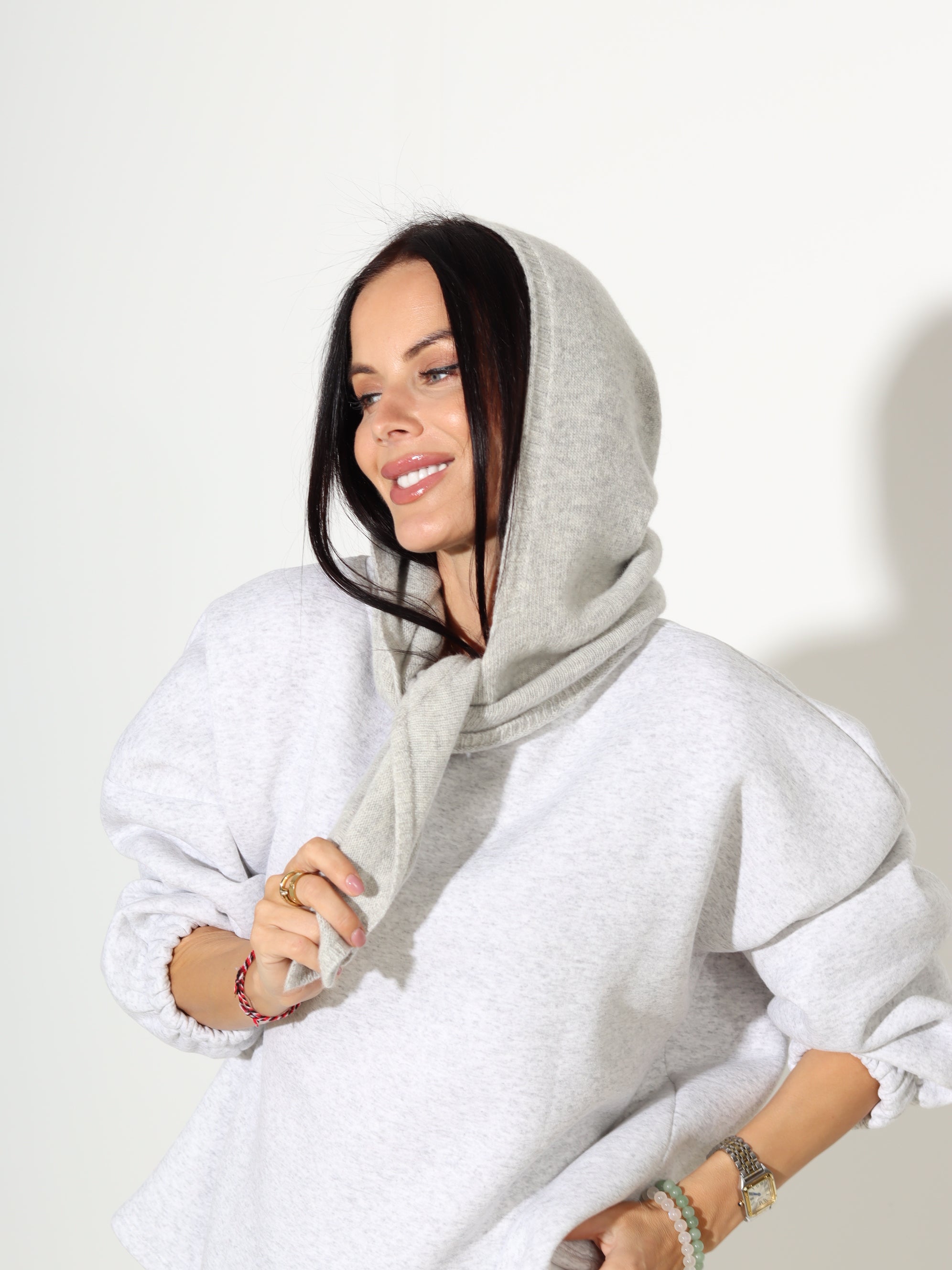 Pelēka sienama kapuce/cepure "Cashmere Blend" - 18110