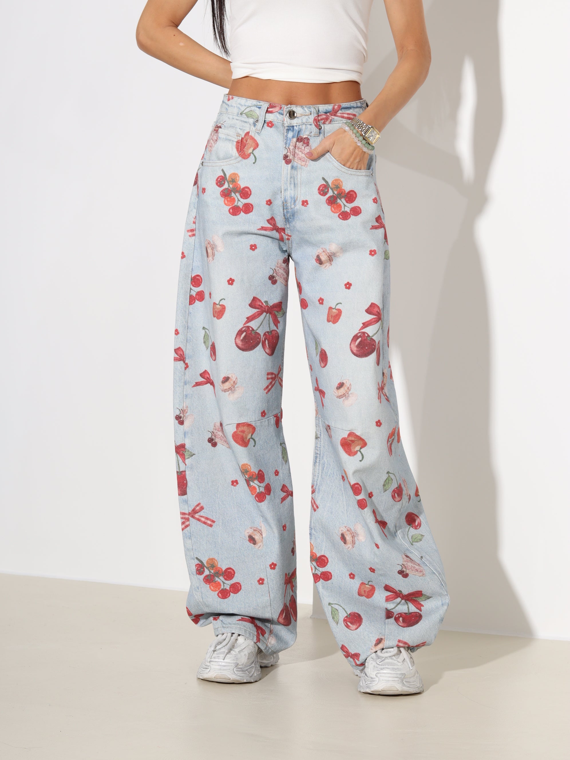 Zilas barrel stila džinsa bikses 'Ķirsītis' - 18128