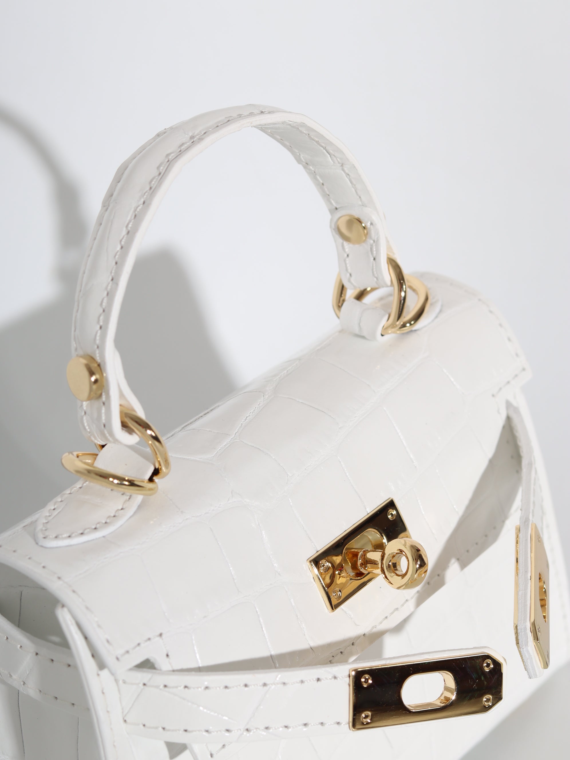 Balta, d/ā soma "Mini klasika" ar reljefu - 18366