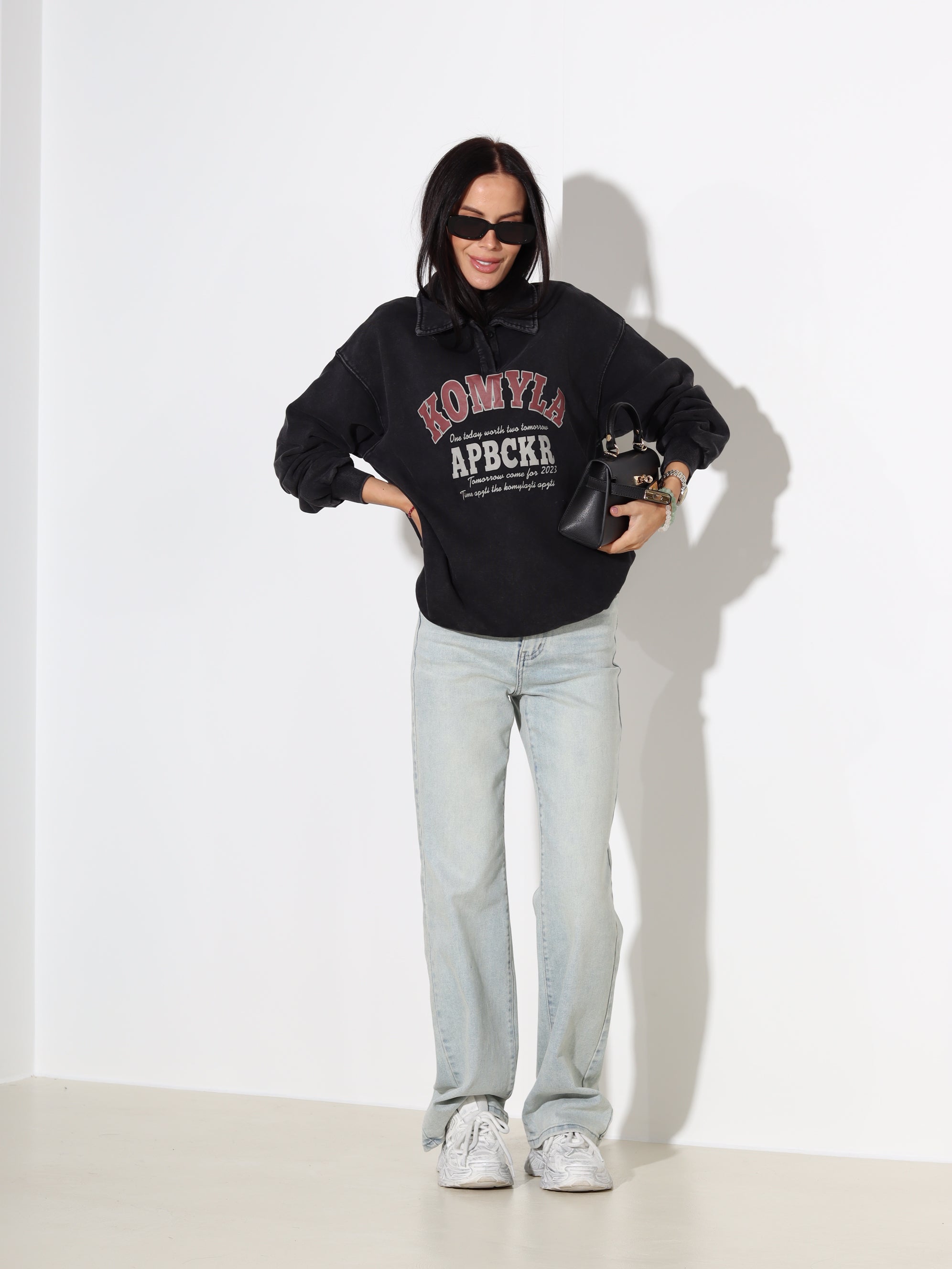 T.pelēks džemperis ar uzrakstu "Komyla" - 18129