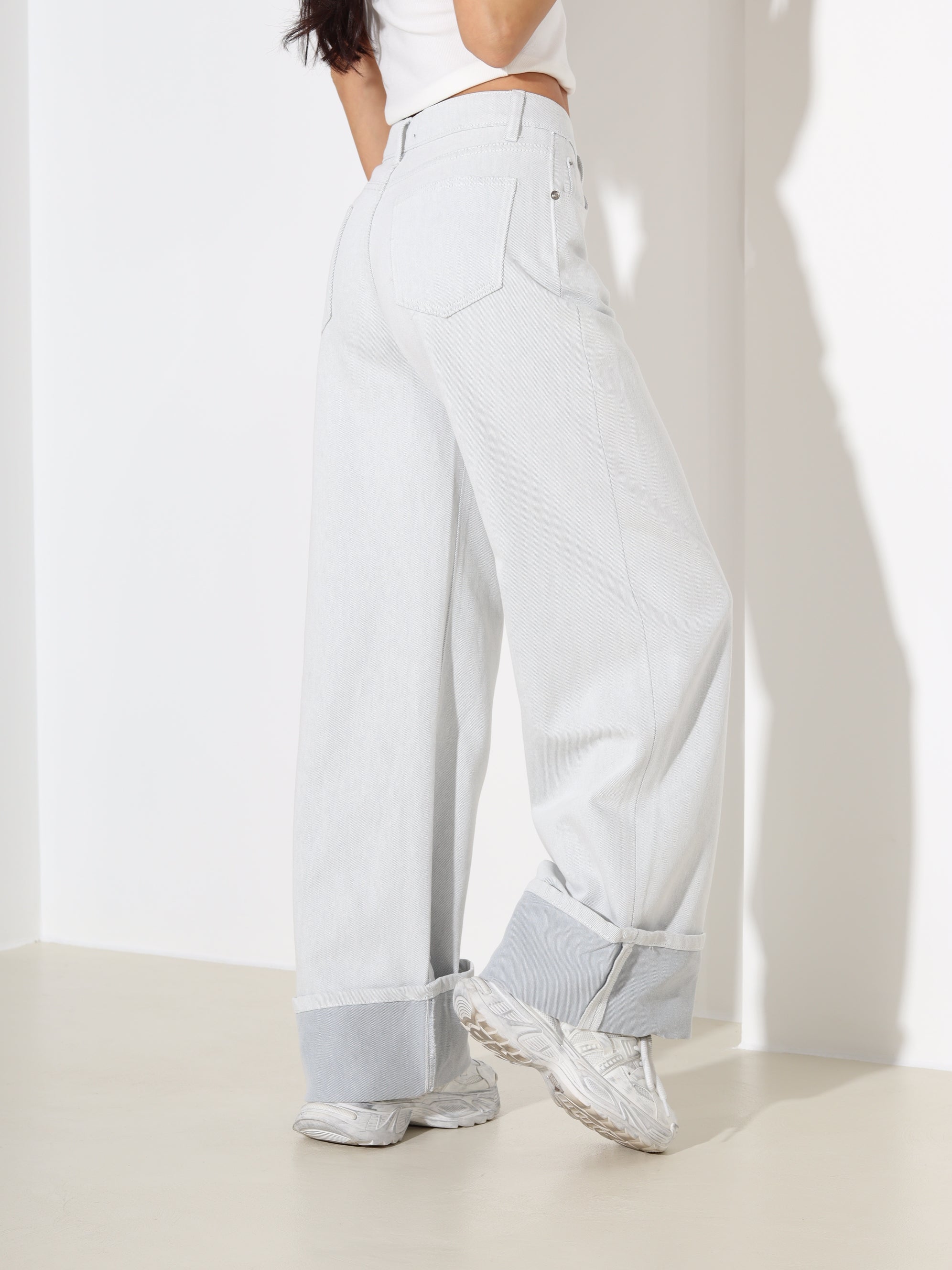 Gaiši pelēkas "Laulia" džinsa bikses "Premium" ar atloku - 18375