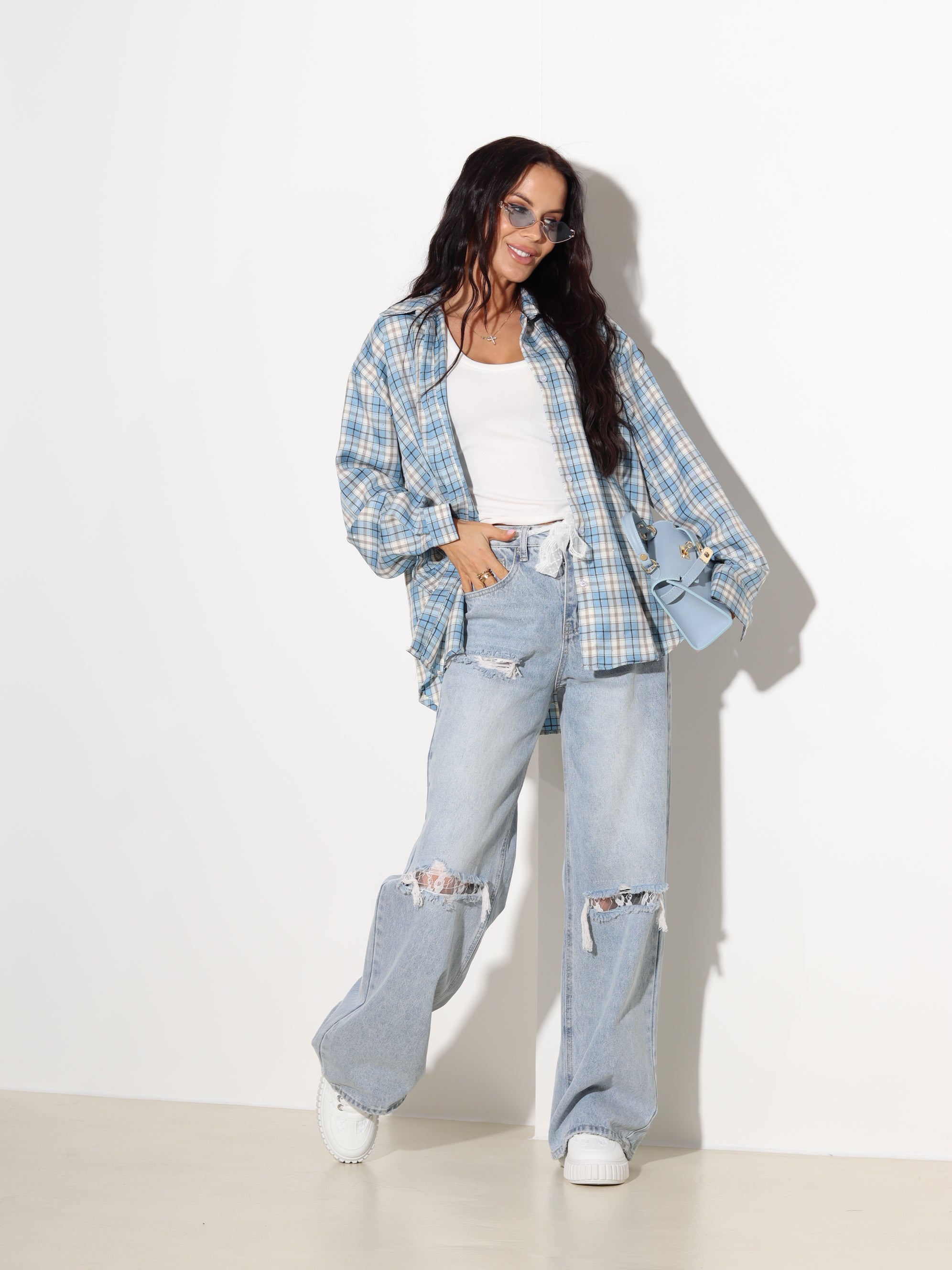 Gaiši zils rūtains krekls ar spīdumu- 19013