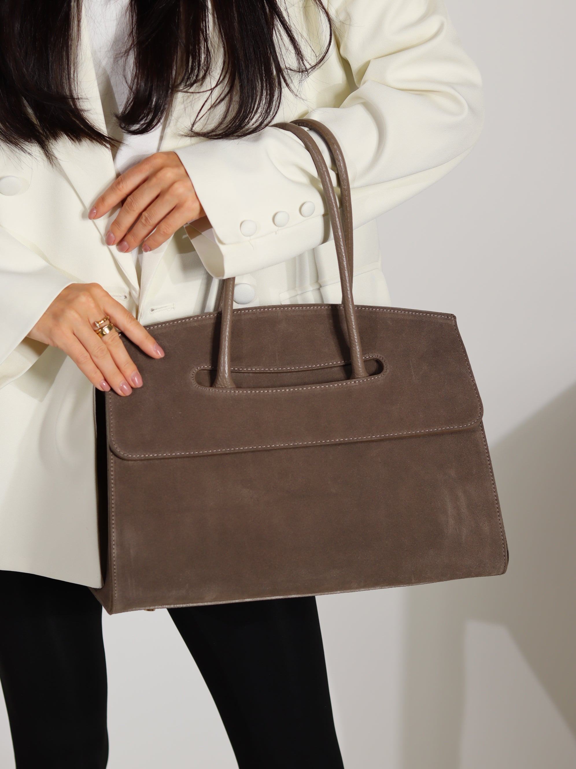 Taupe liela d/zamšādas soma ar slēptu aizdari - 18107