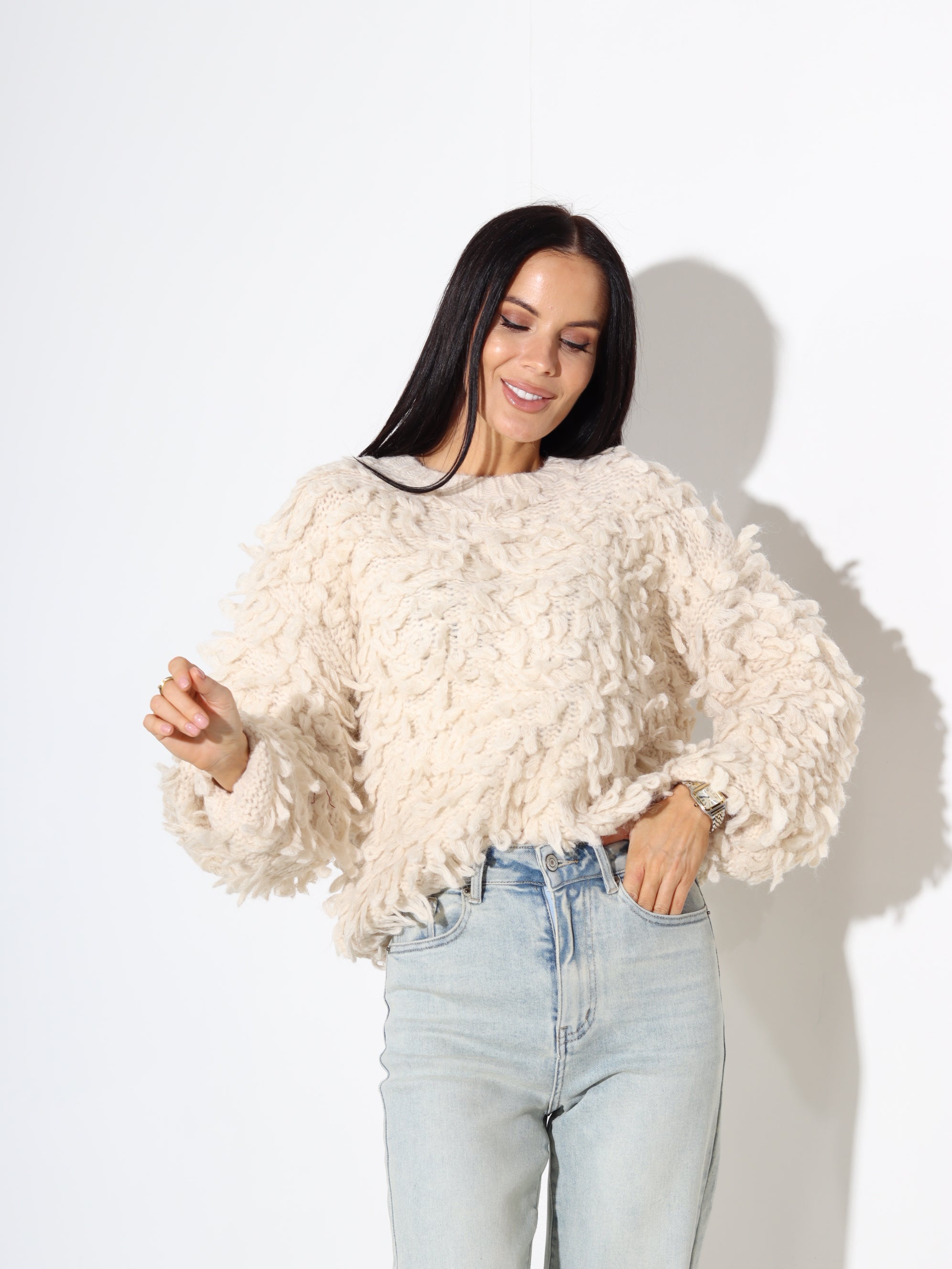 Bēšs džemperis ar cilpiņām - 17879