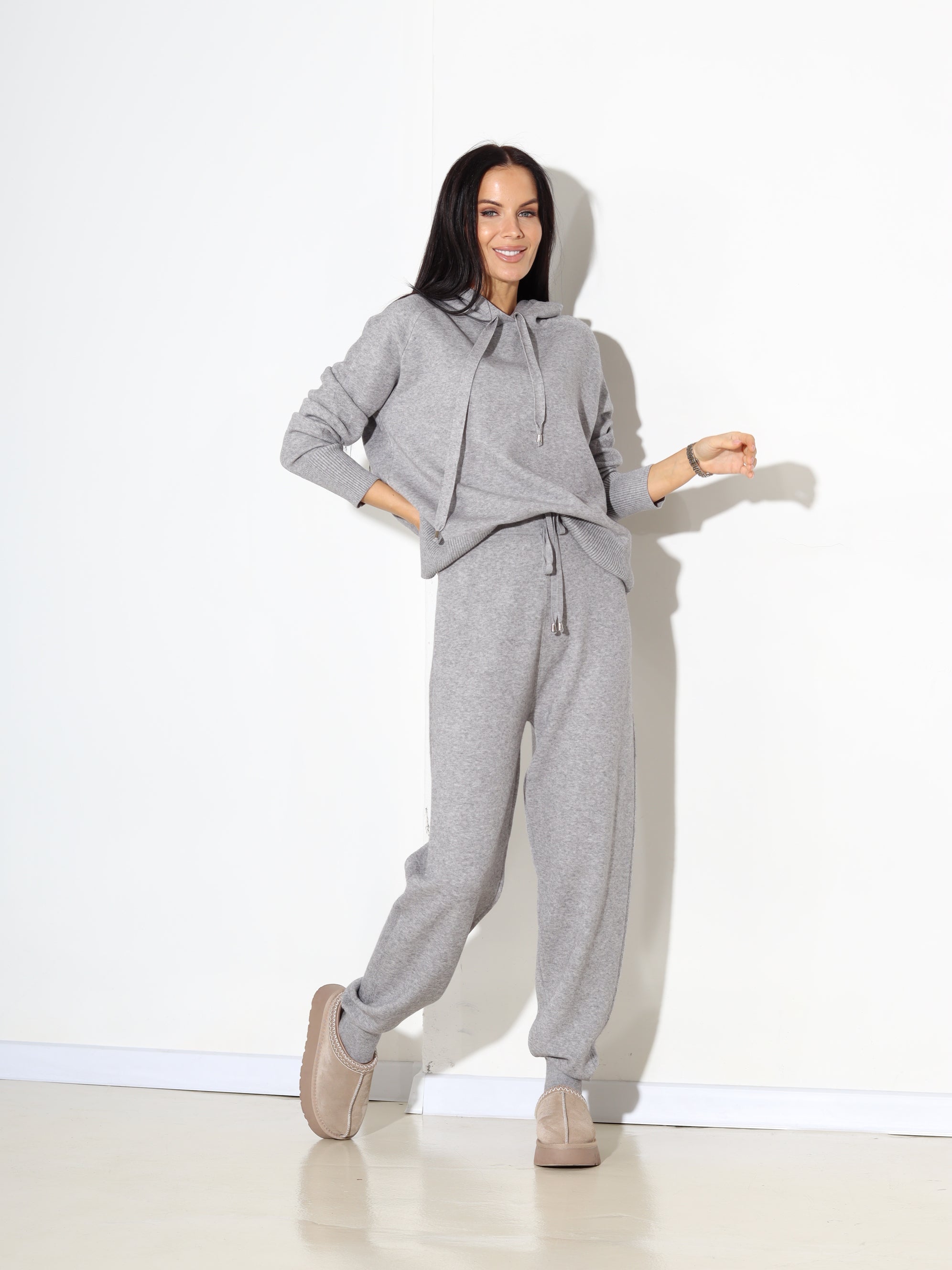 Pelēks "Lara" adīts komplekts ar kapuci - 17891