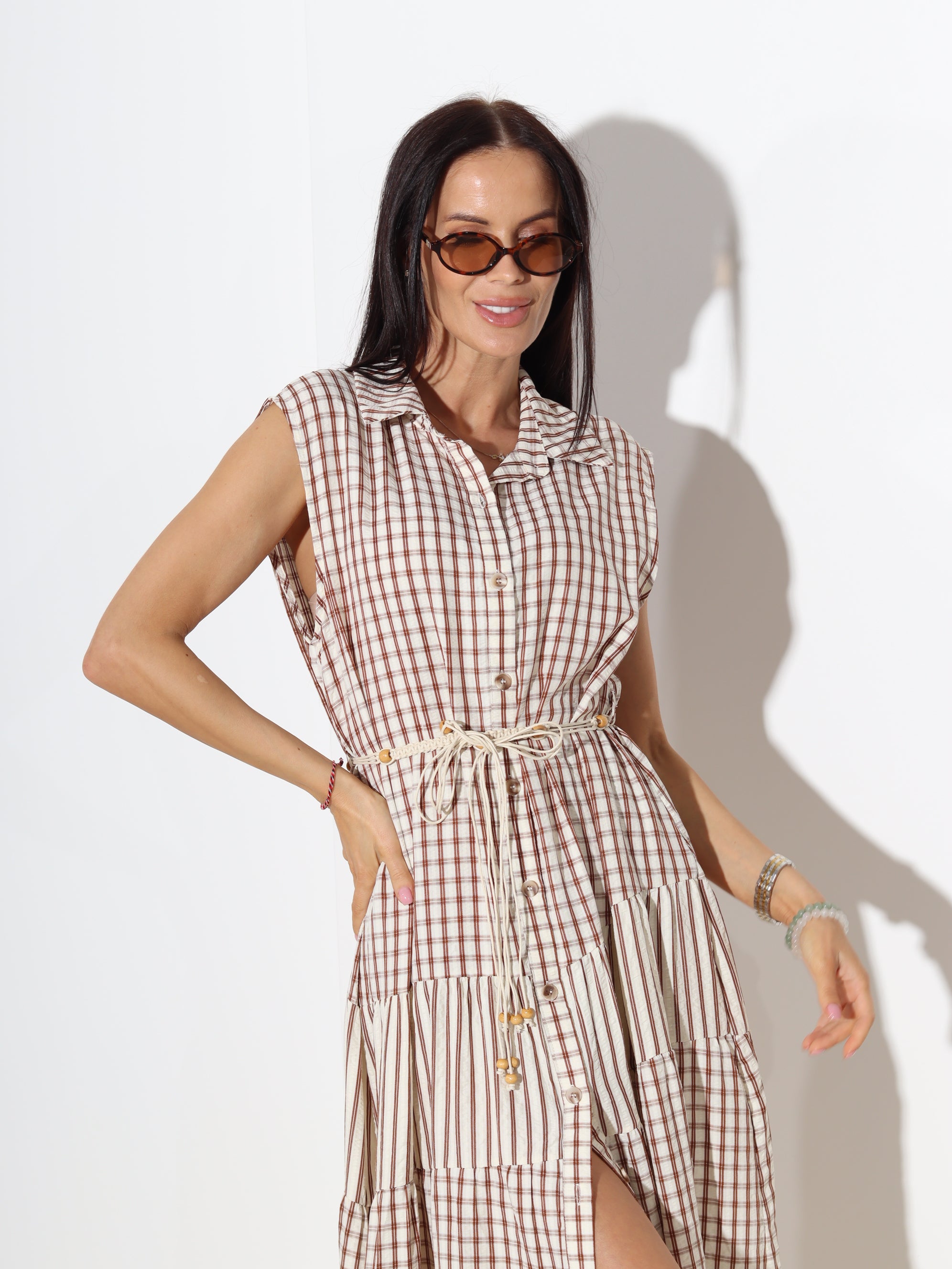 Brūna, rūtaina kleita ,, Oxsforda'' ar pītu jostiņu - 19750