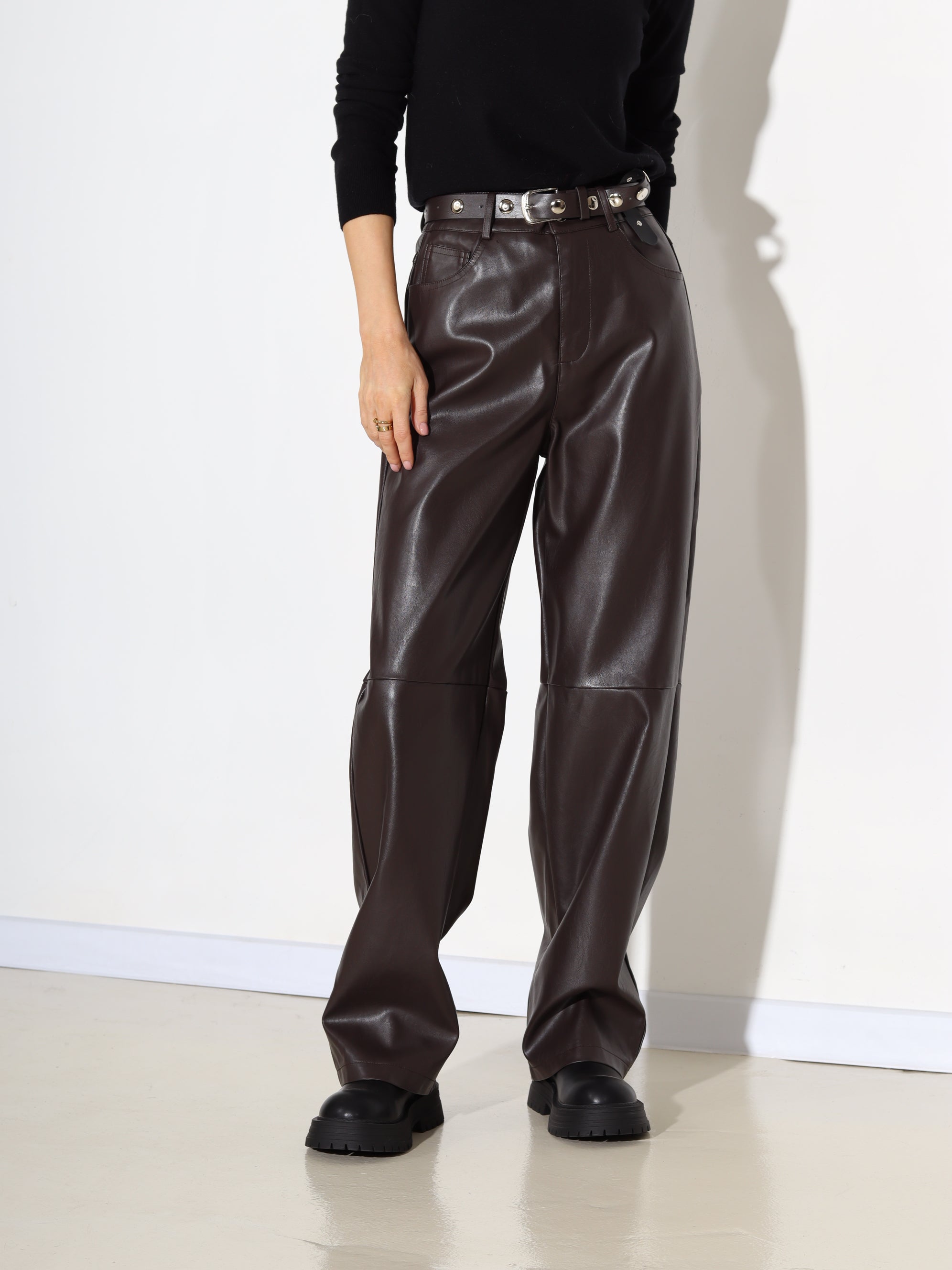 Šoko eko ādas bikses ar šuvi virs celi - 17957