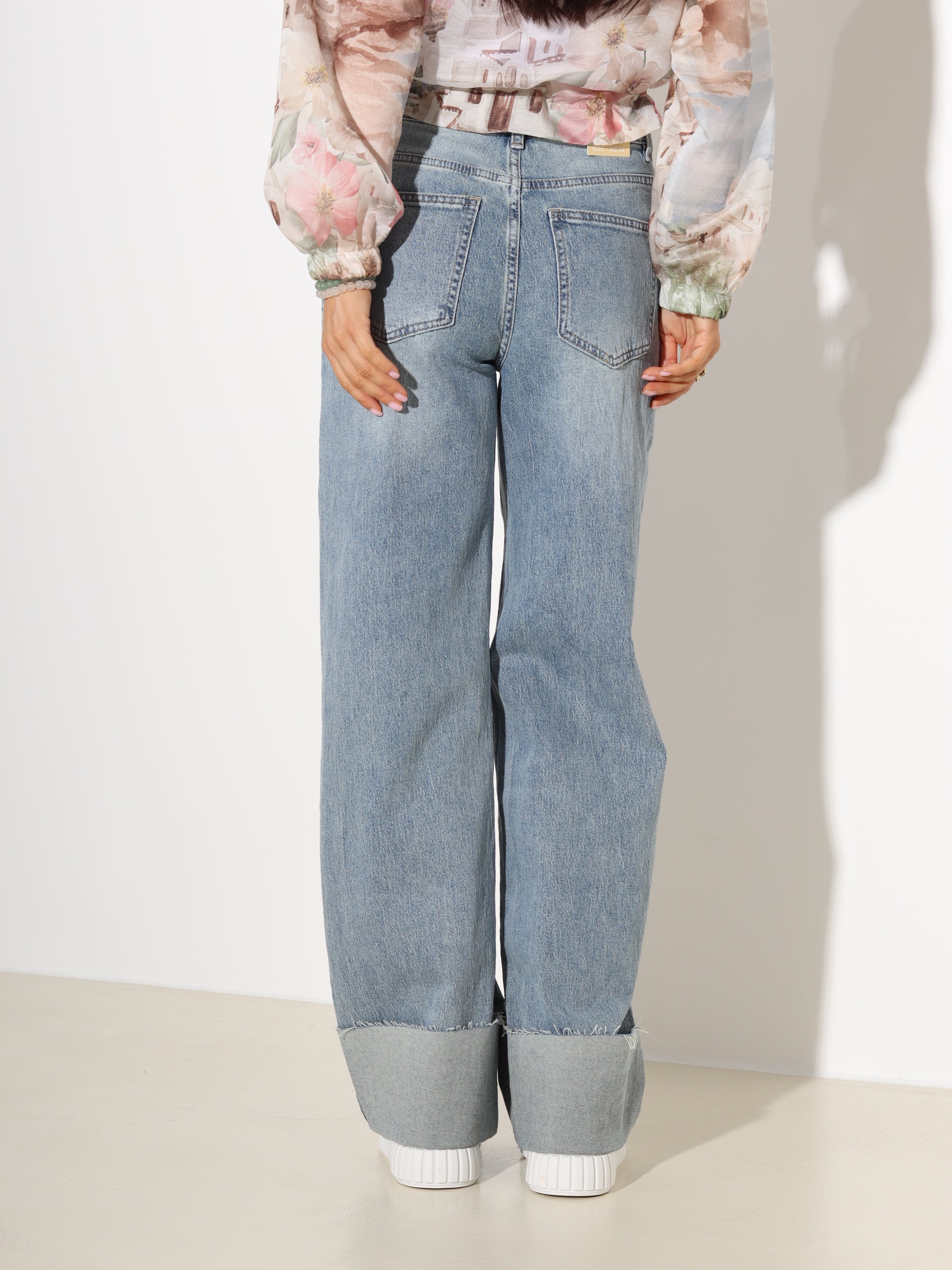 Zilganzaļas "Laulia" džinsu bikses "Dad fit" ar atloku- 19092