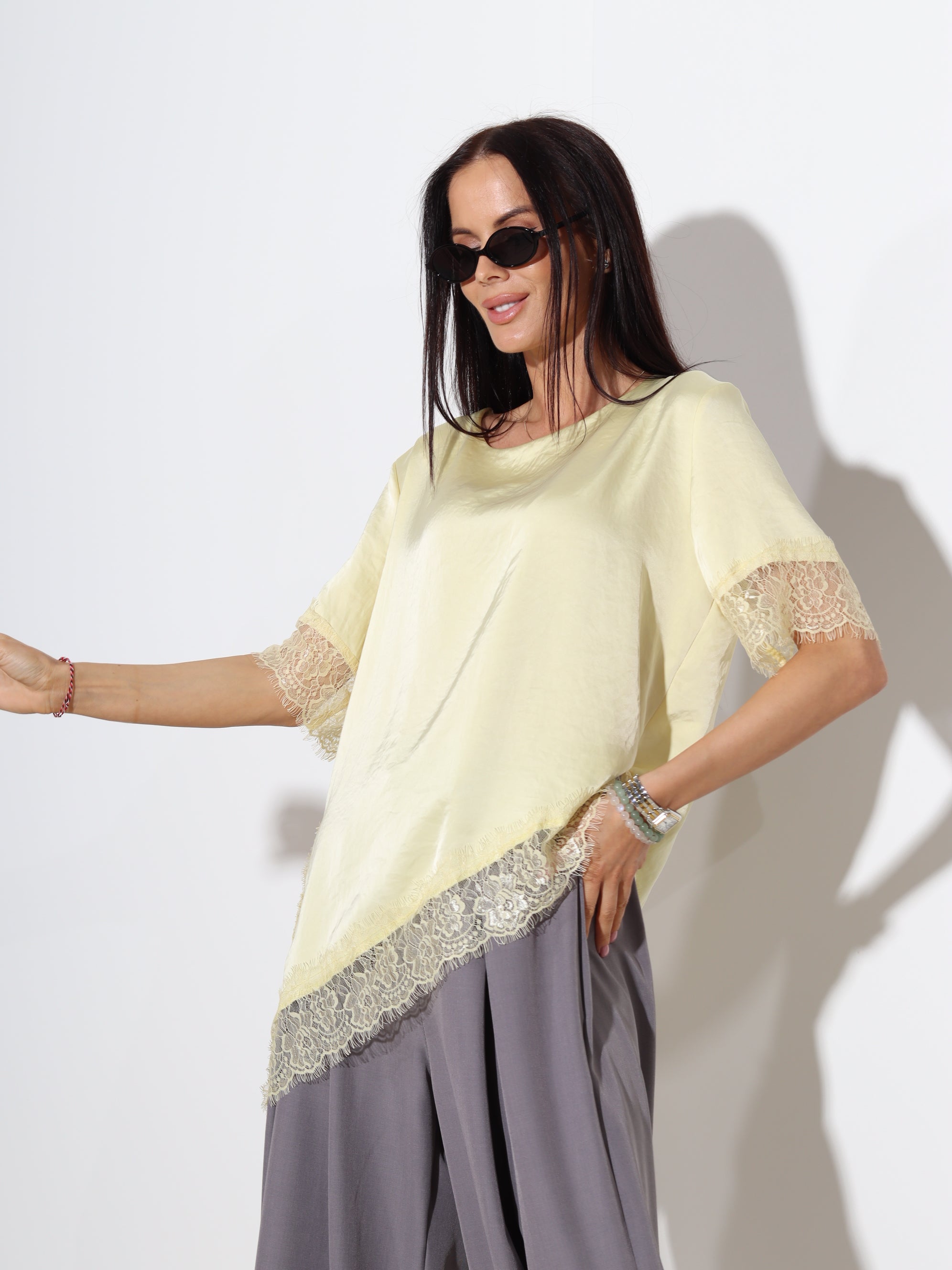 Dzeltens tops ,,Soft Lace'' ar mežģīņotu apakšdaļu - 19787