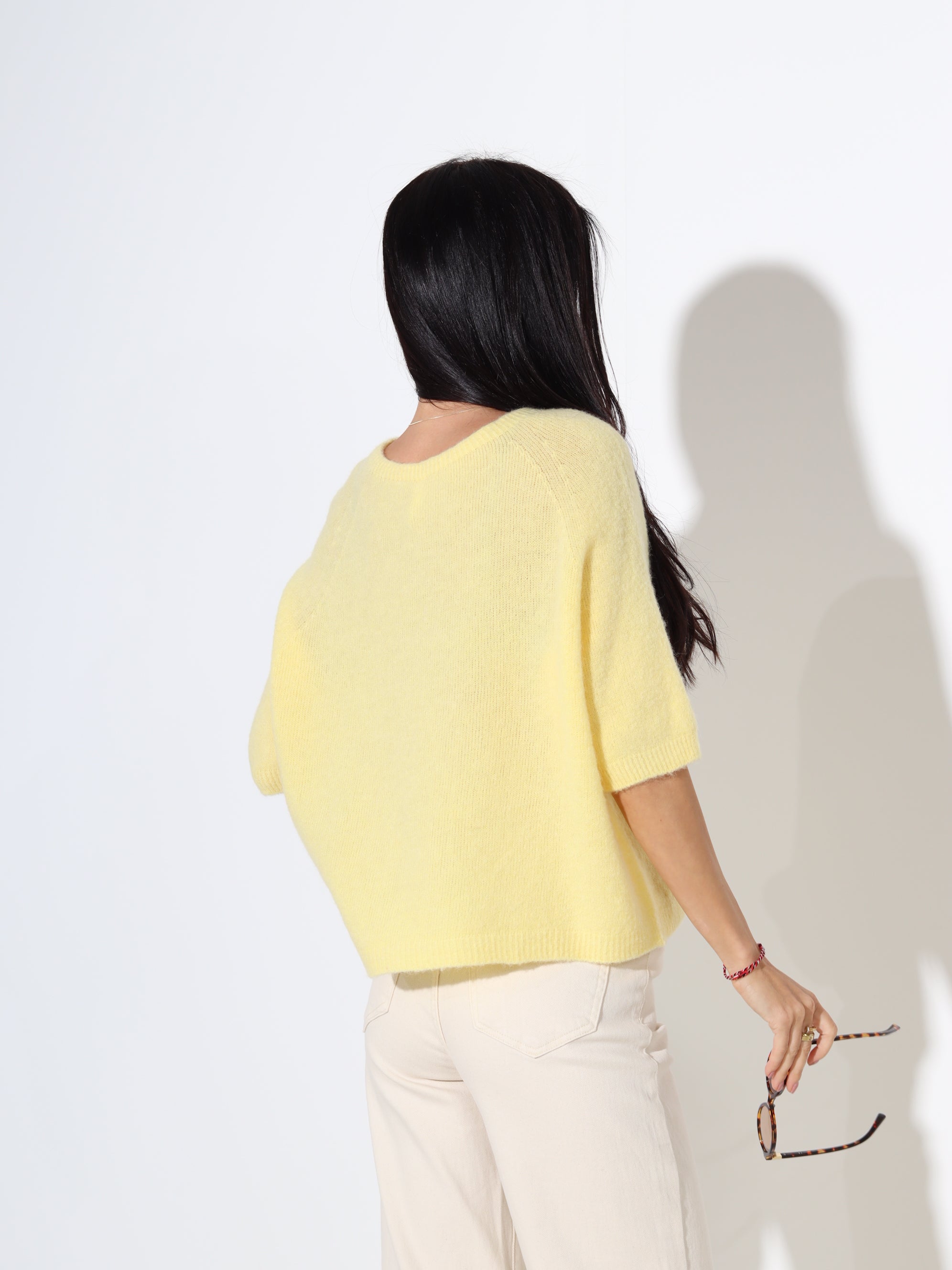 Dzeltens džemperis ar īsu piedurkni, alpaka koosseisus - 18202