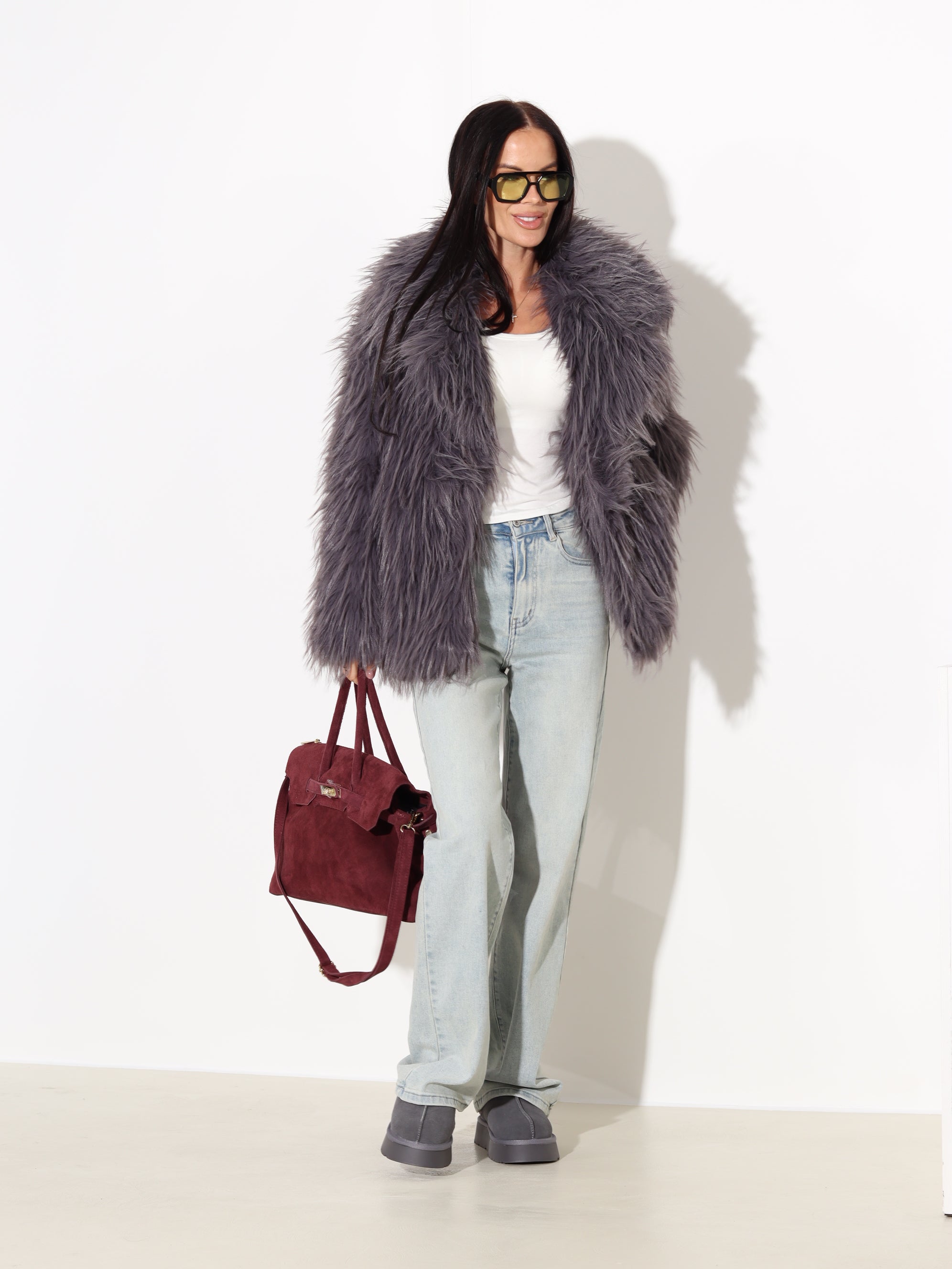 Pelēks, īss erinevate spalvu garuma m/ā kažoks - 17989. a