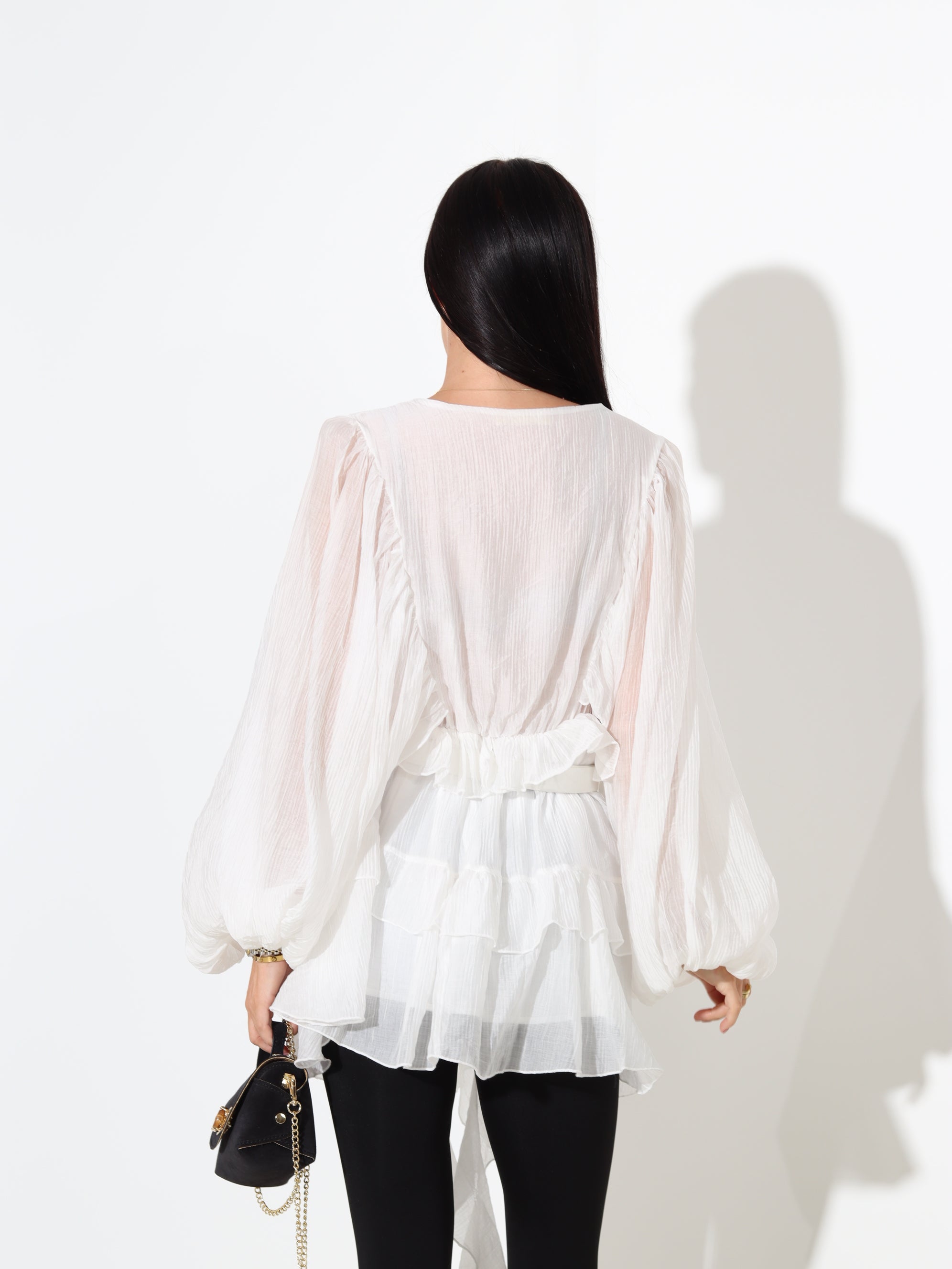 Balta pikendatud blūze/tunika - 18006