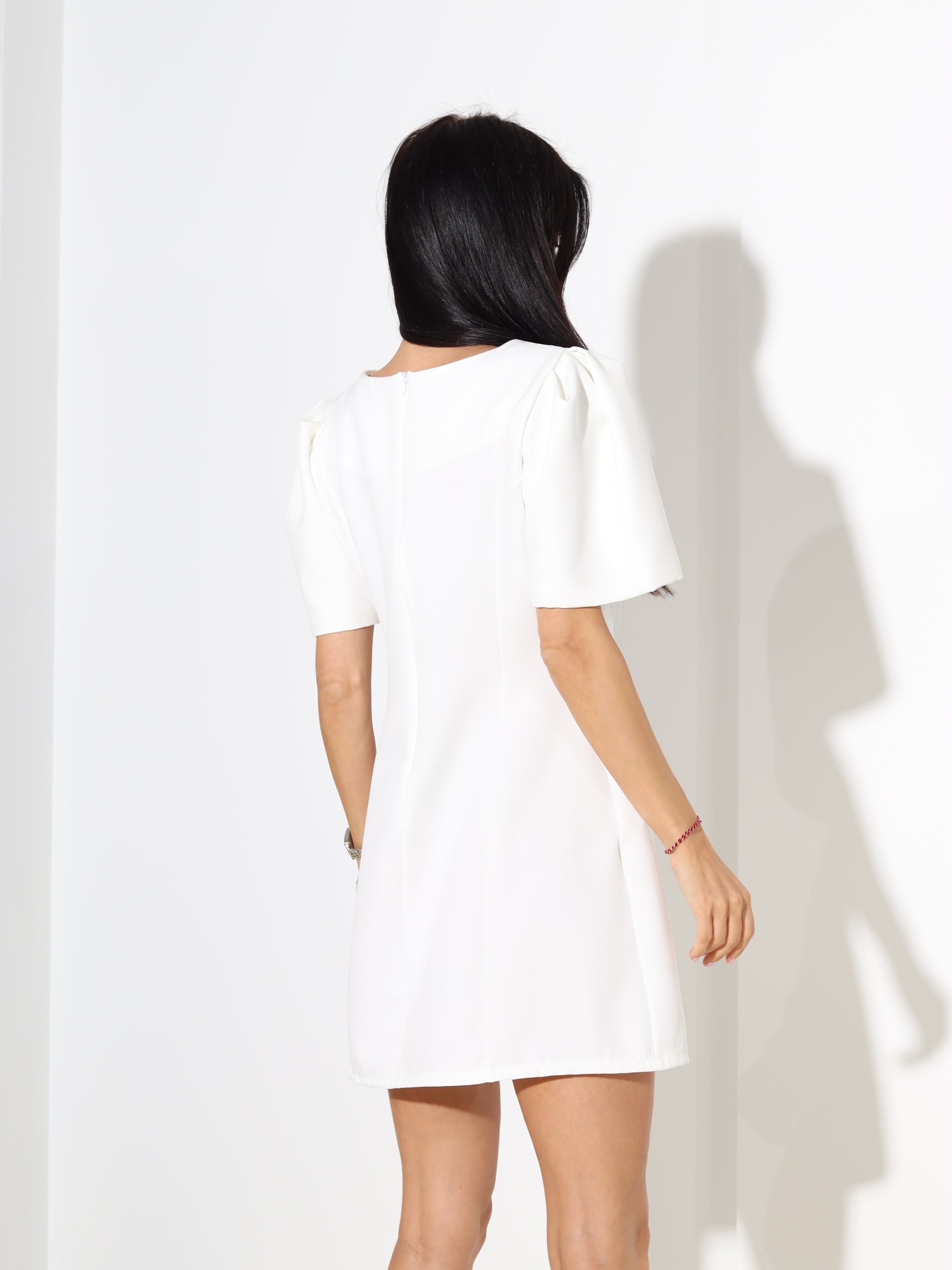 Baltas krāsas īsa kleta "Simple" - 18260