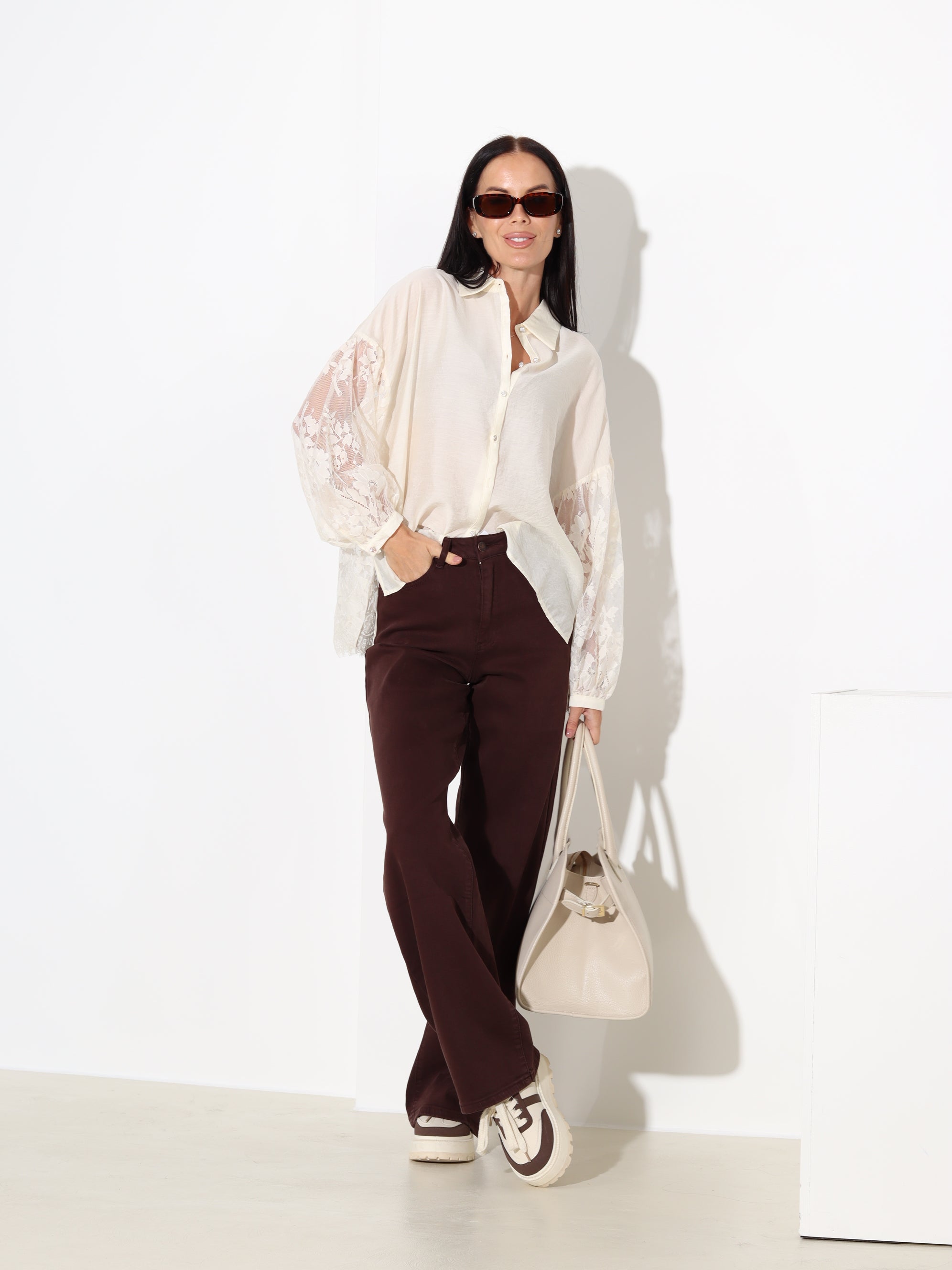 Bēša blūze ar mežģīnēm - 17997