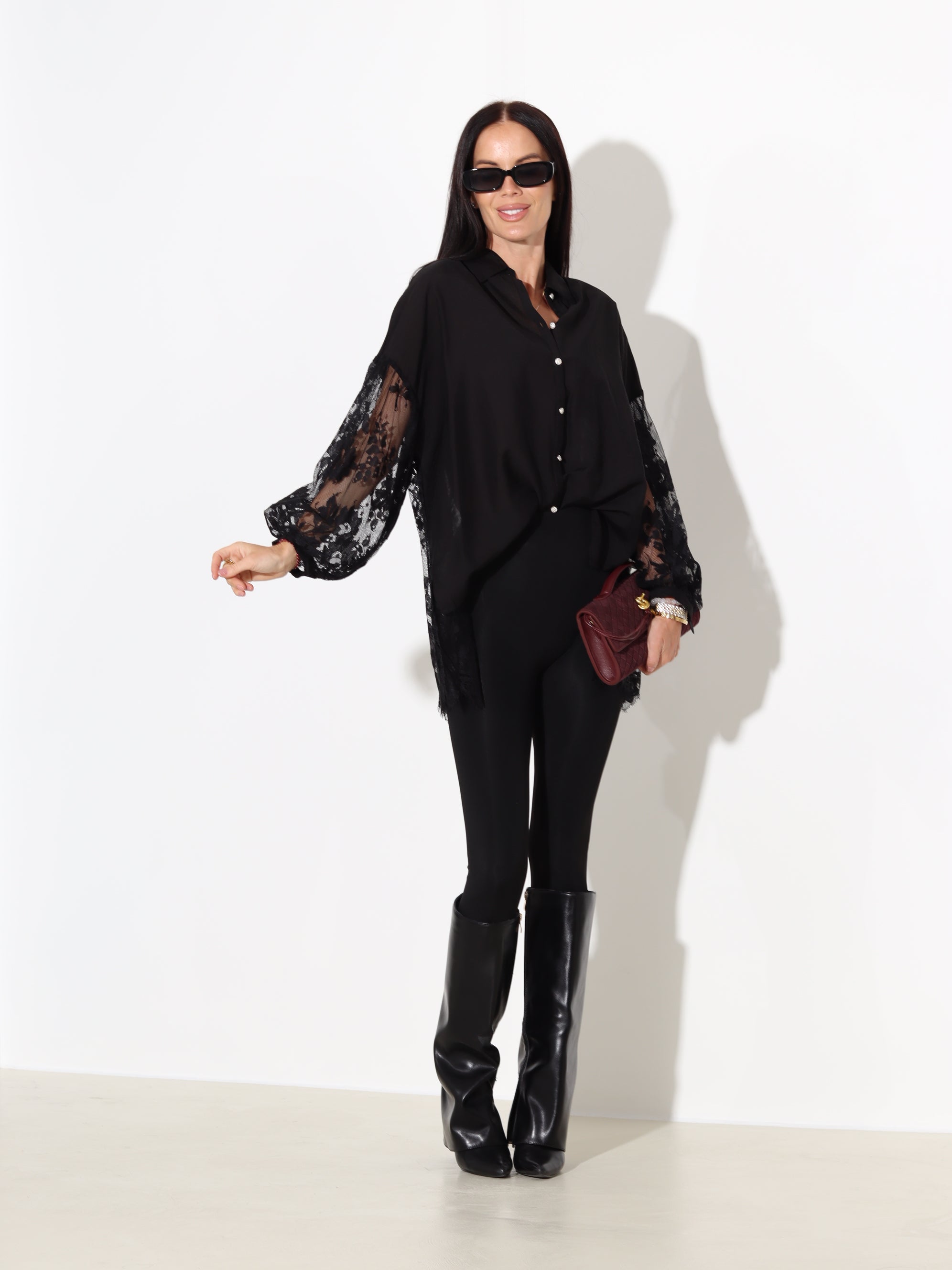 Melna blūze ar mežģīnēm - 17995