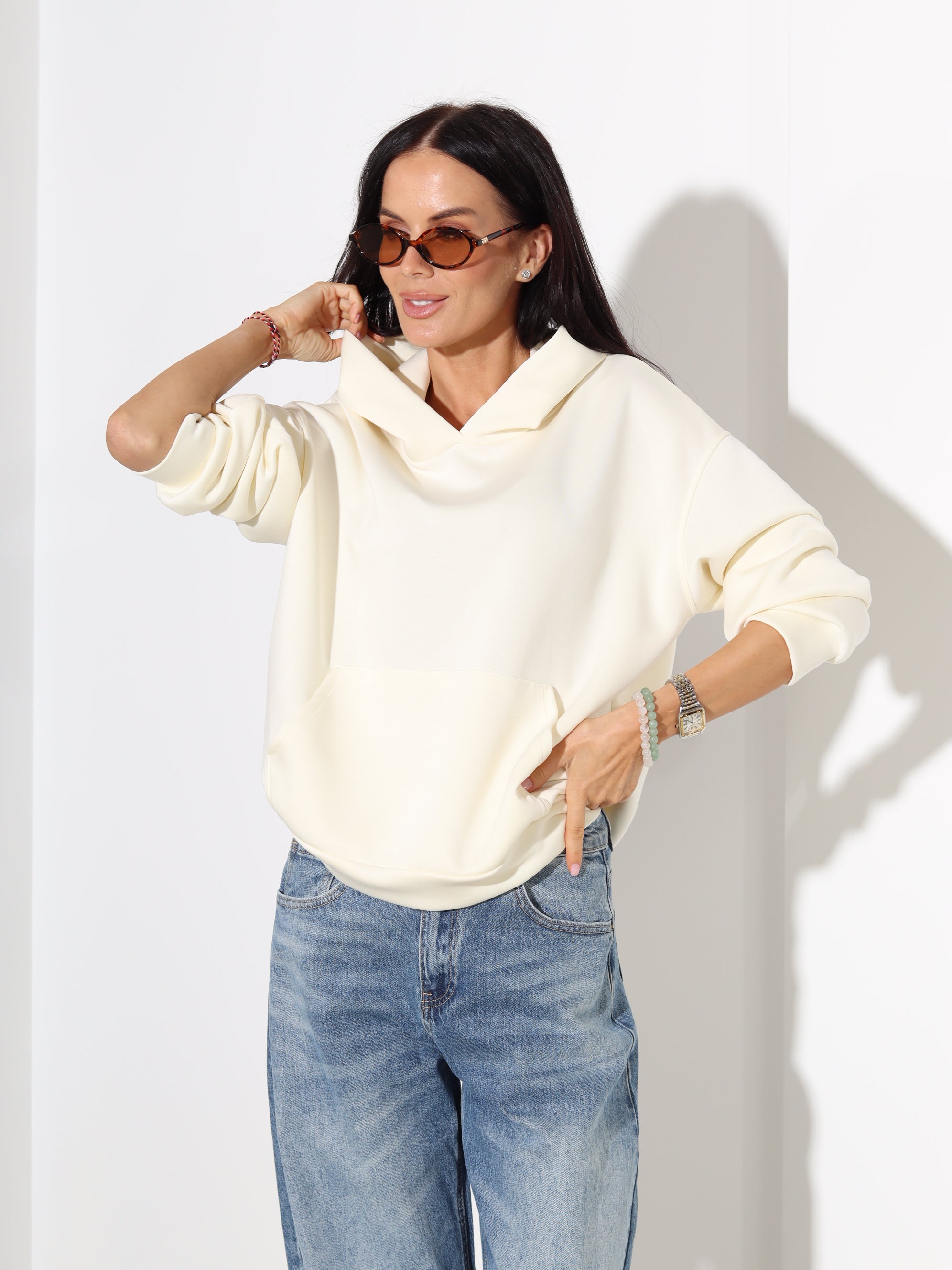 Blāvi dzeltens žemperis ar kapuci - 18278