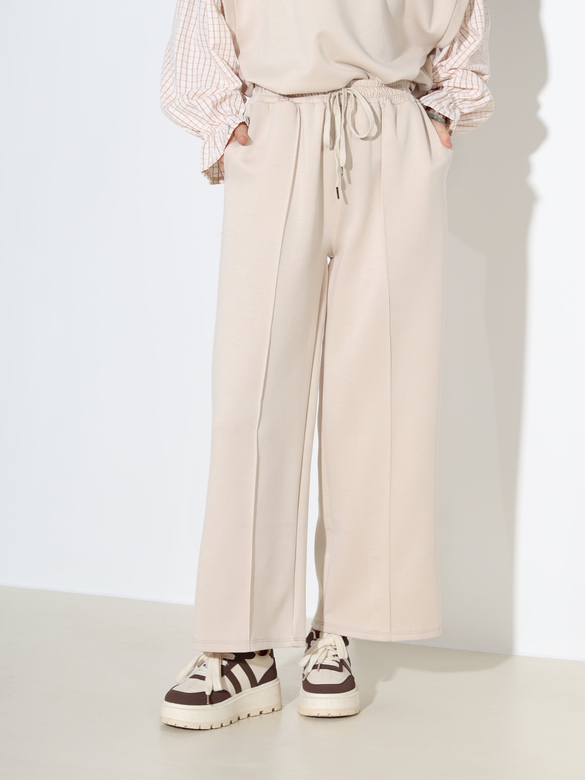 Bēšas sportiska stila püksid - 18022