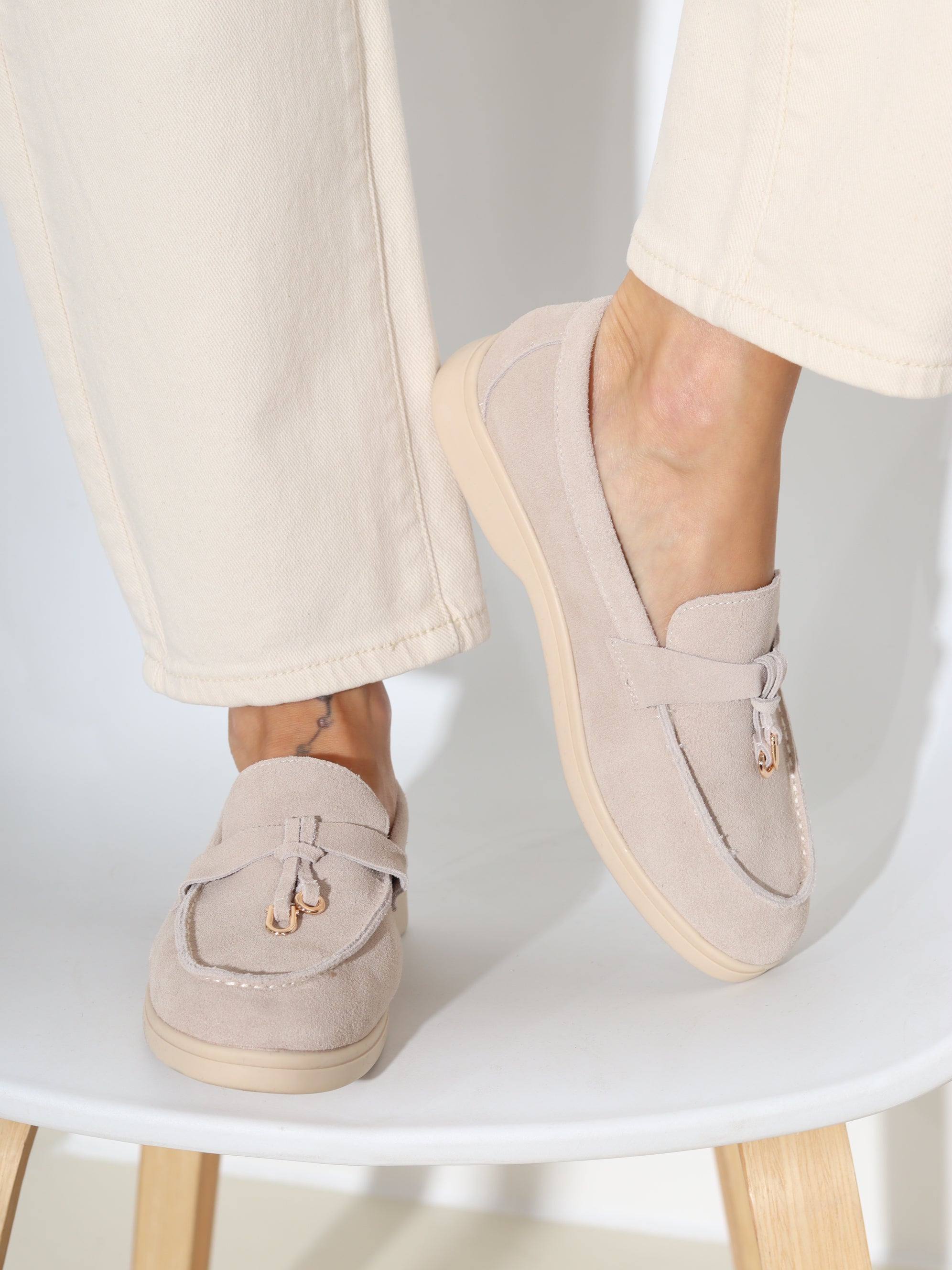 Bēšas värvid, zemas, d/ā slēgtas kurpes - 18264