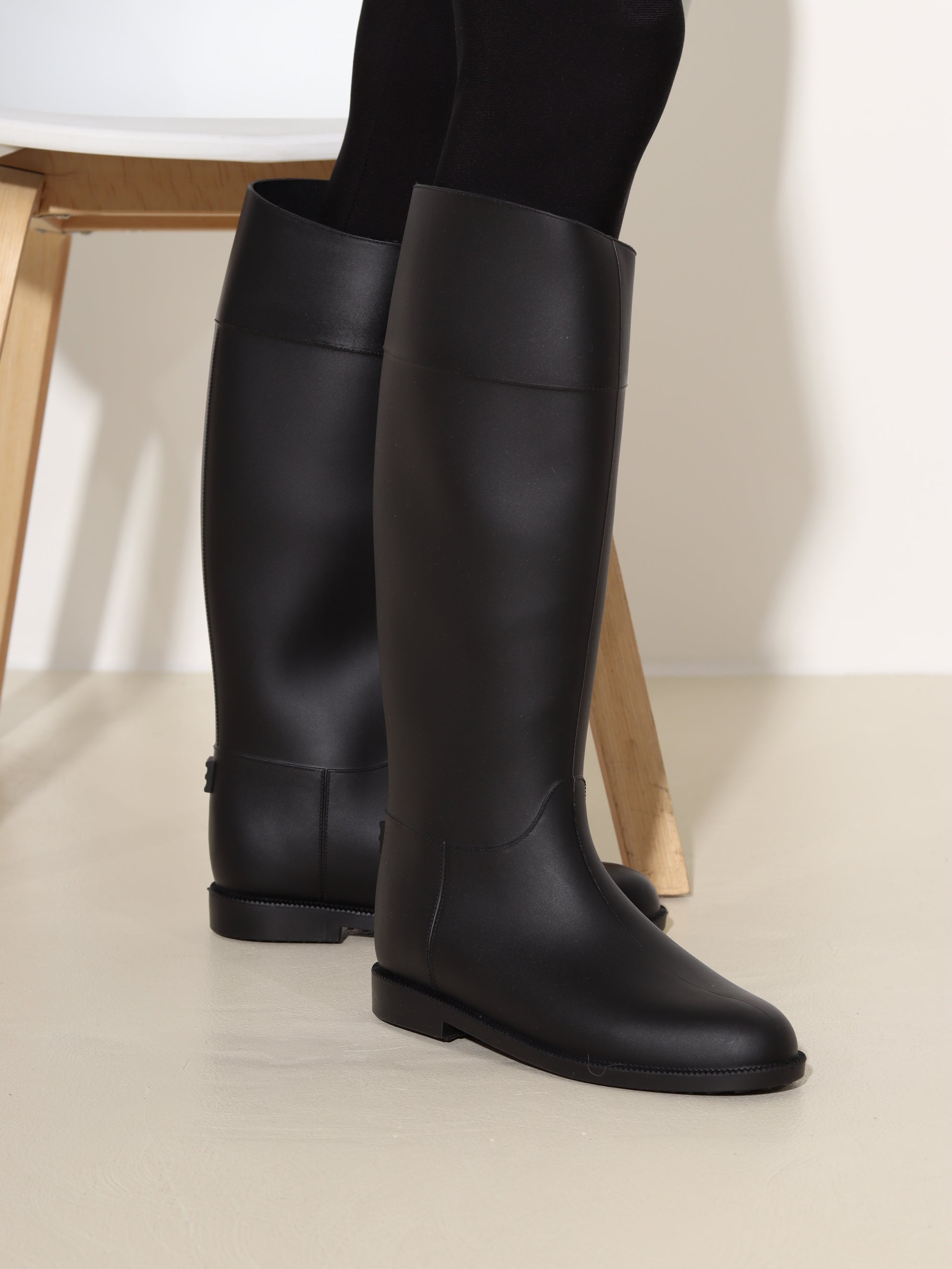 Melni, gari gumijas zābaki 'Simple' – 18271