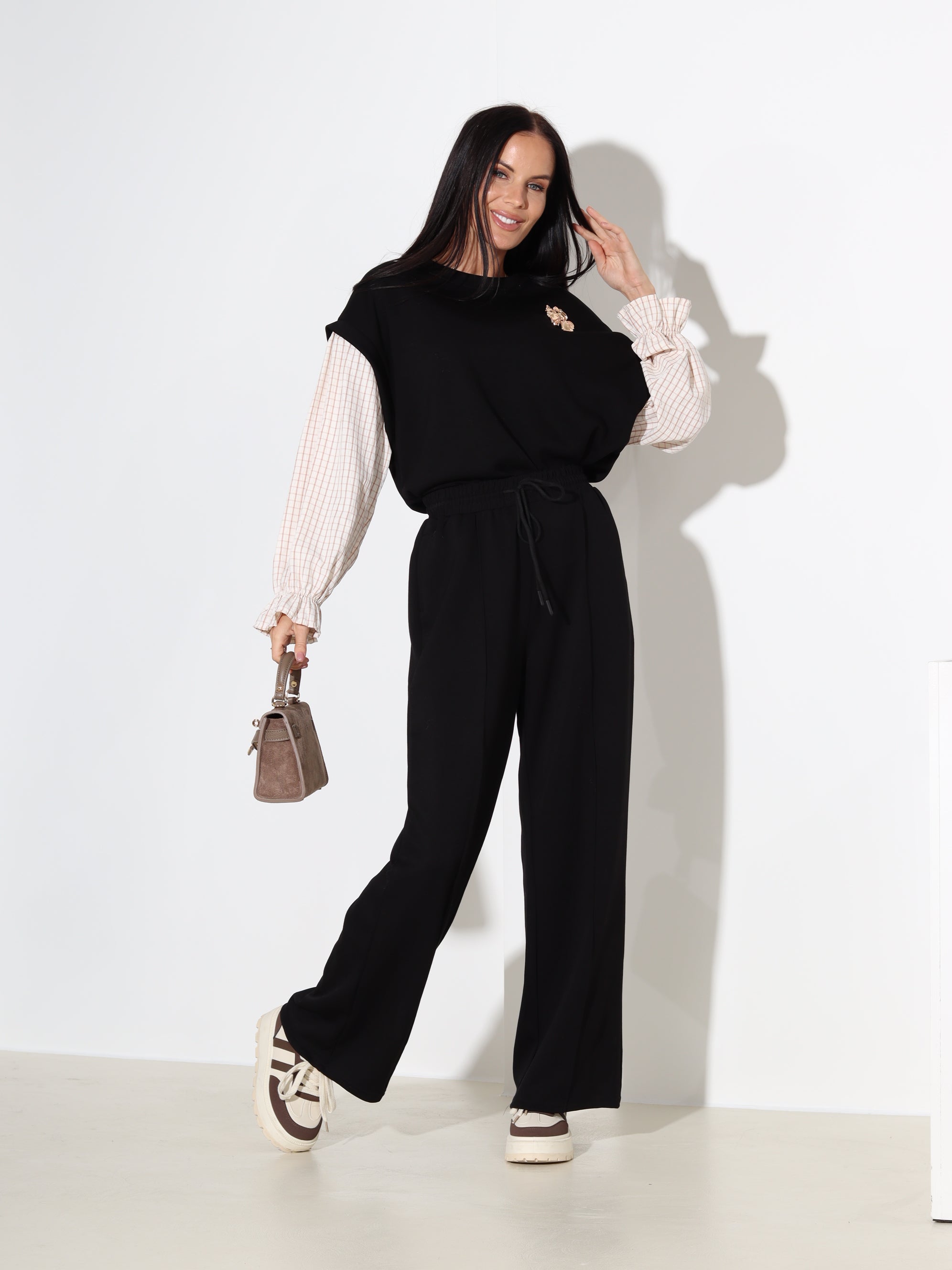 Melna sportiska stila püksid - 18024