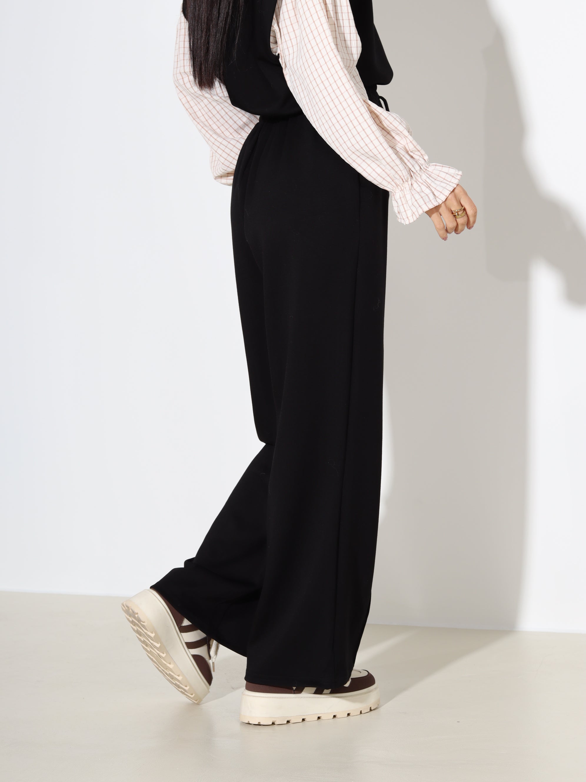 Melna sportiska stila püksid - 18024