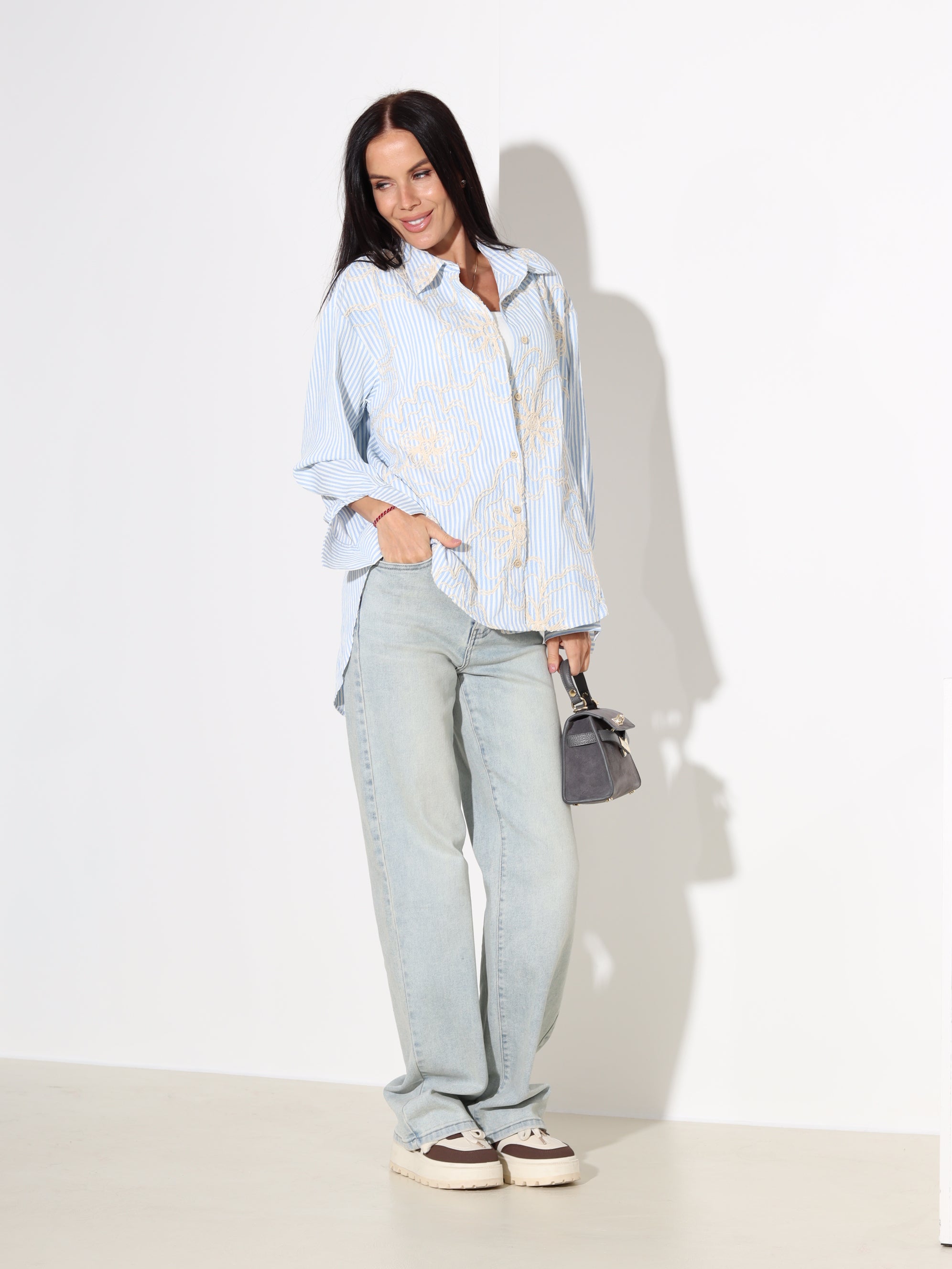 Zils, strīpains krekls ar izšuvumu - 18031. a