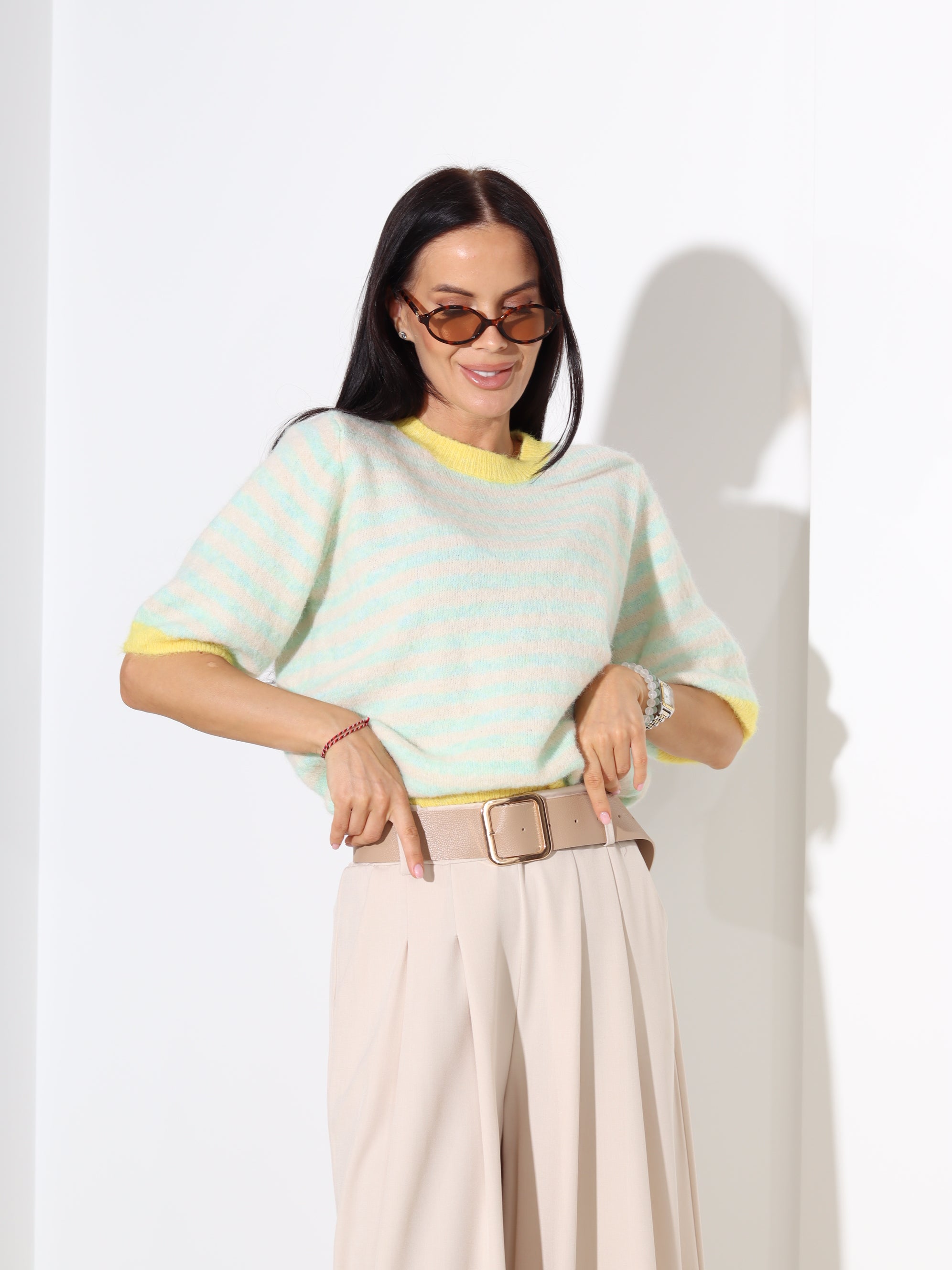 Zaļš, strīpains džemperis ar īsām piedurknēm - 18295