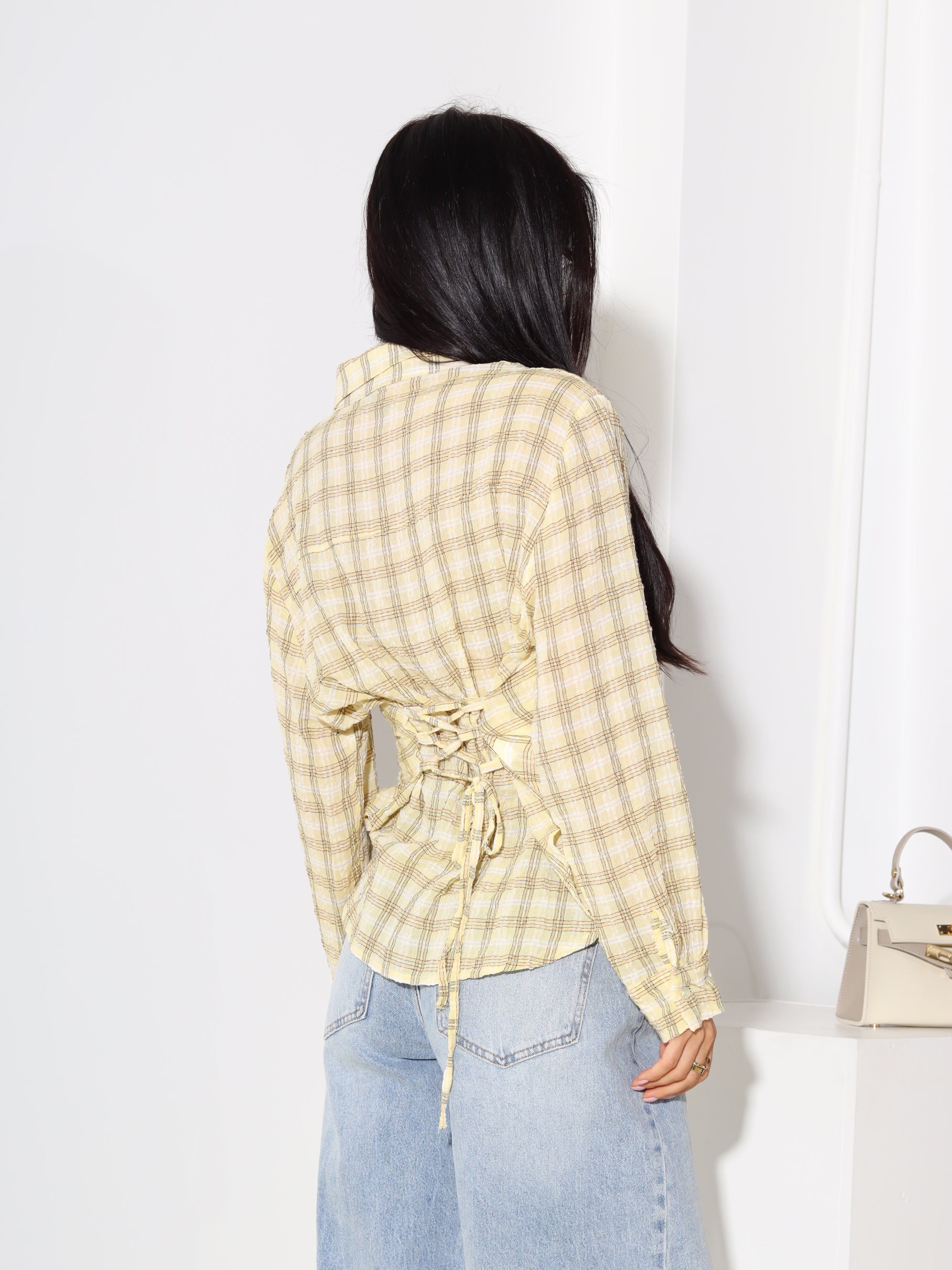Dzeltens rūtains krekls ar aukliņu aizdari mugurpusē - 18541