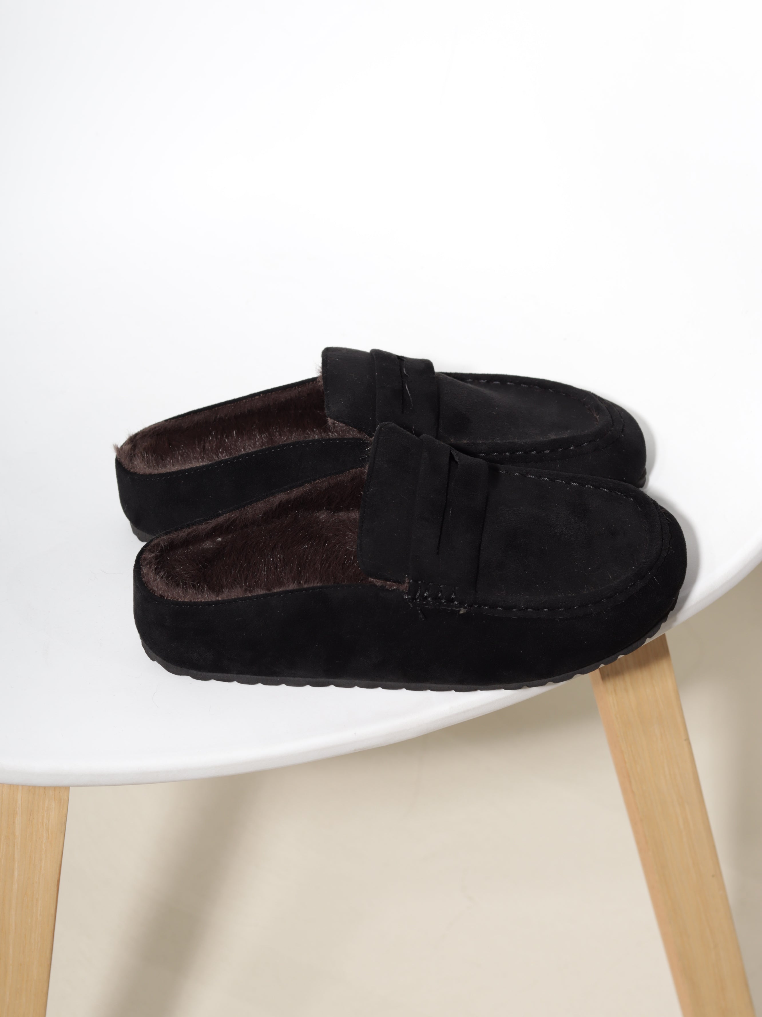 Melni 'Mule style' brīvā laika apavi, vaļējs papēdis - 20640