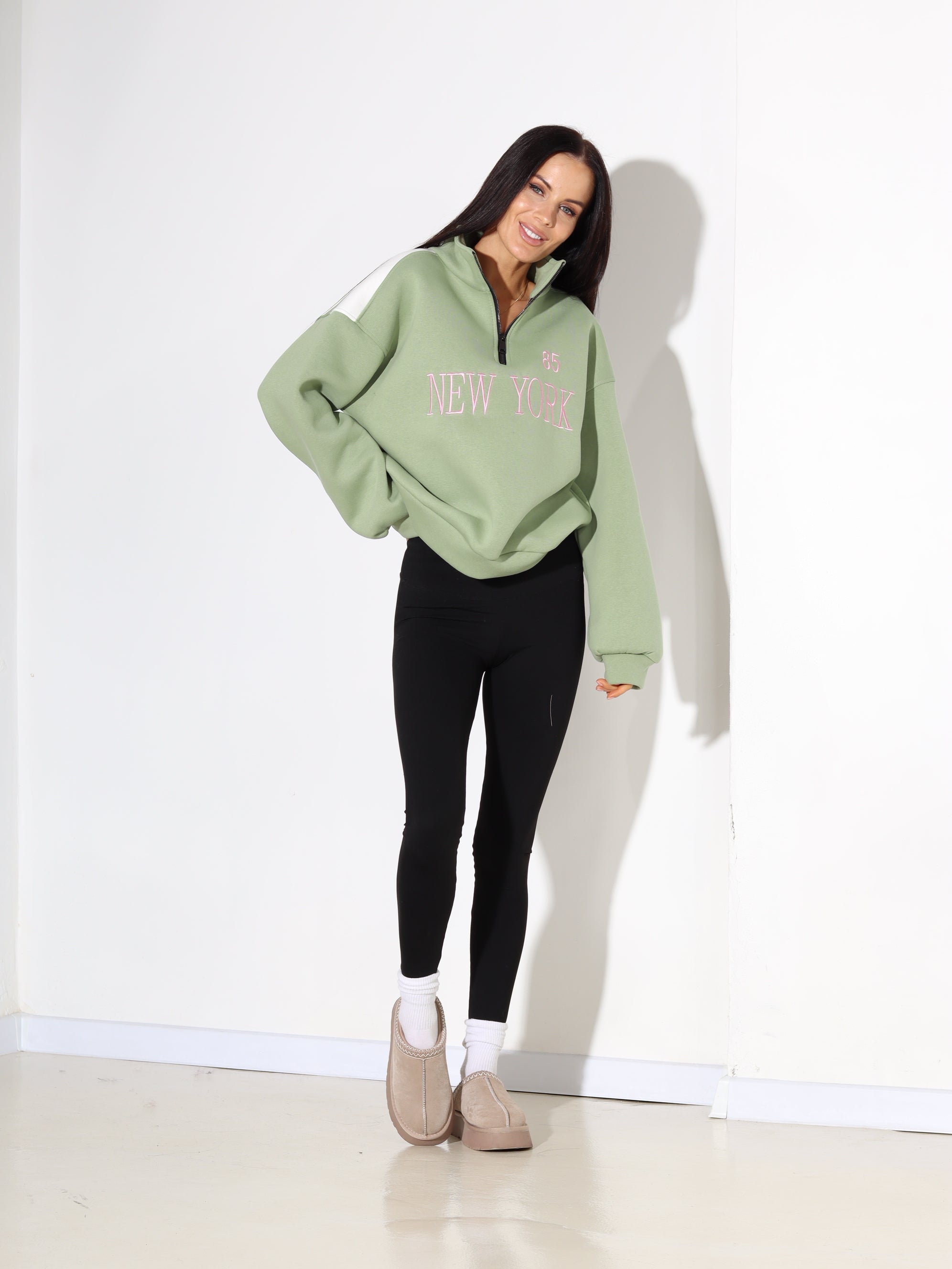 Zaļš džemperis "New York" ar rāvējslēdēju – 17844. aastal