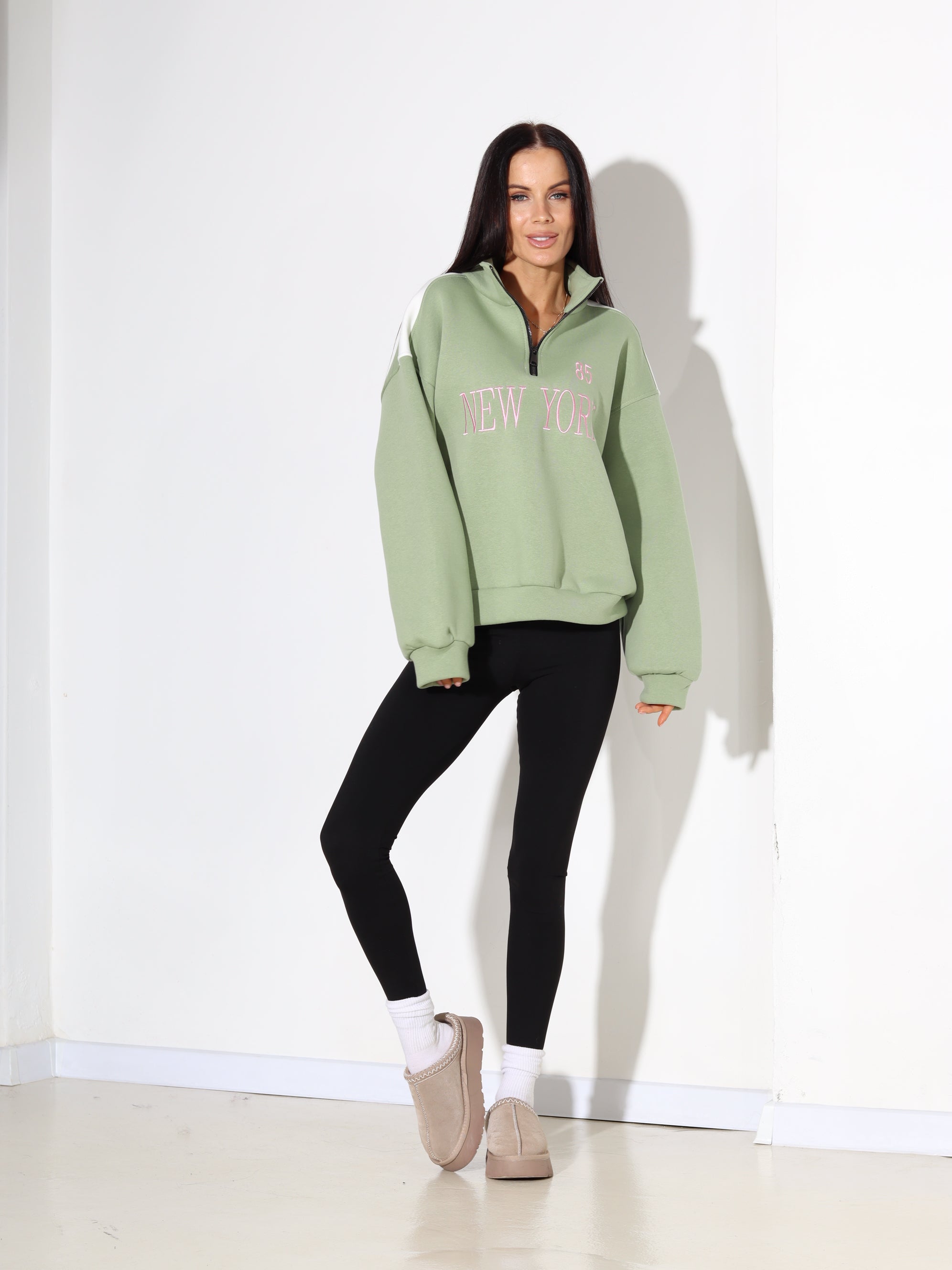 Zaļš džemperis "New York" ar rāvējslēdēju – 17844. aastal