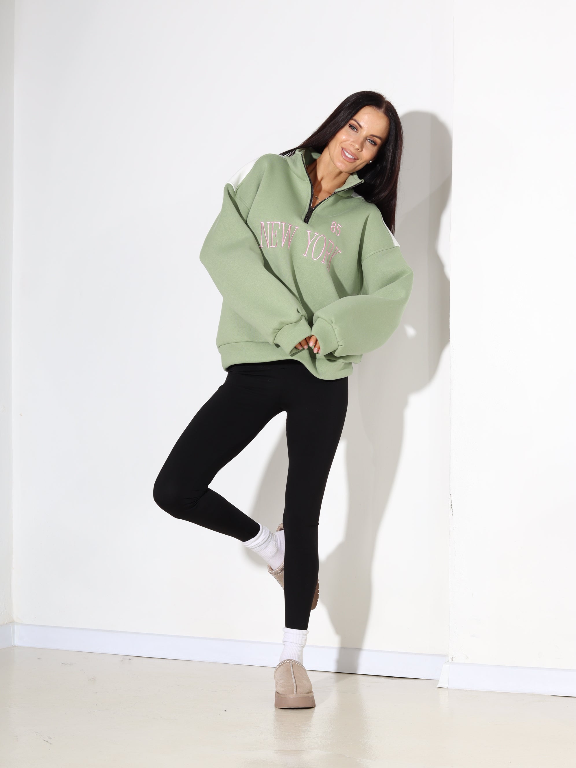 Zaļš džemperis "New York" ar rāvējslēdēju – 17844. aastal