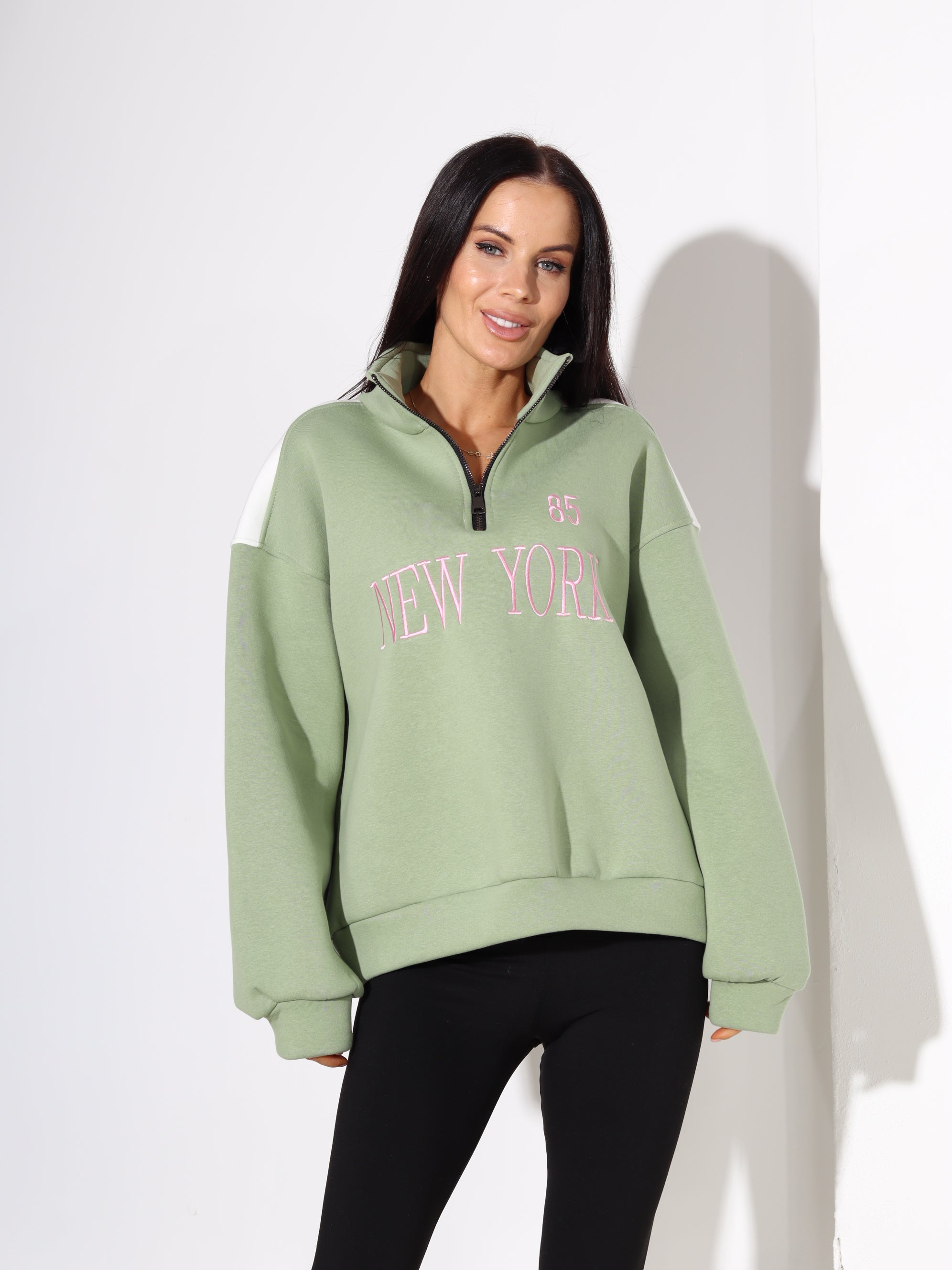 Zaļš džemperis "New York" ar rāvējslēdēju – 17844. aastal