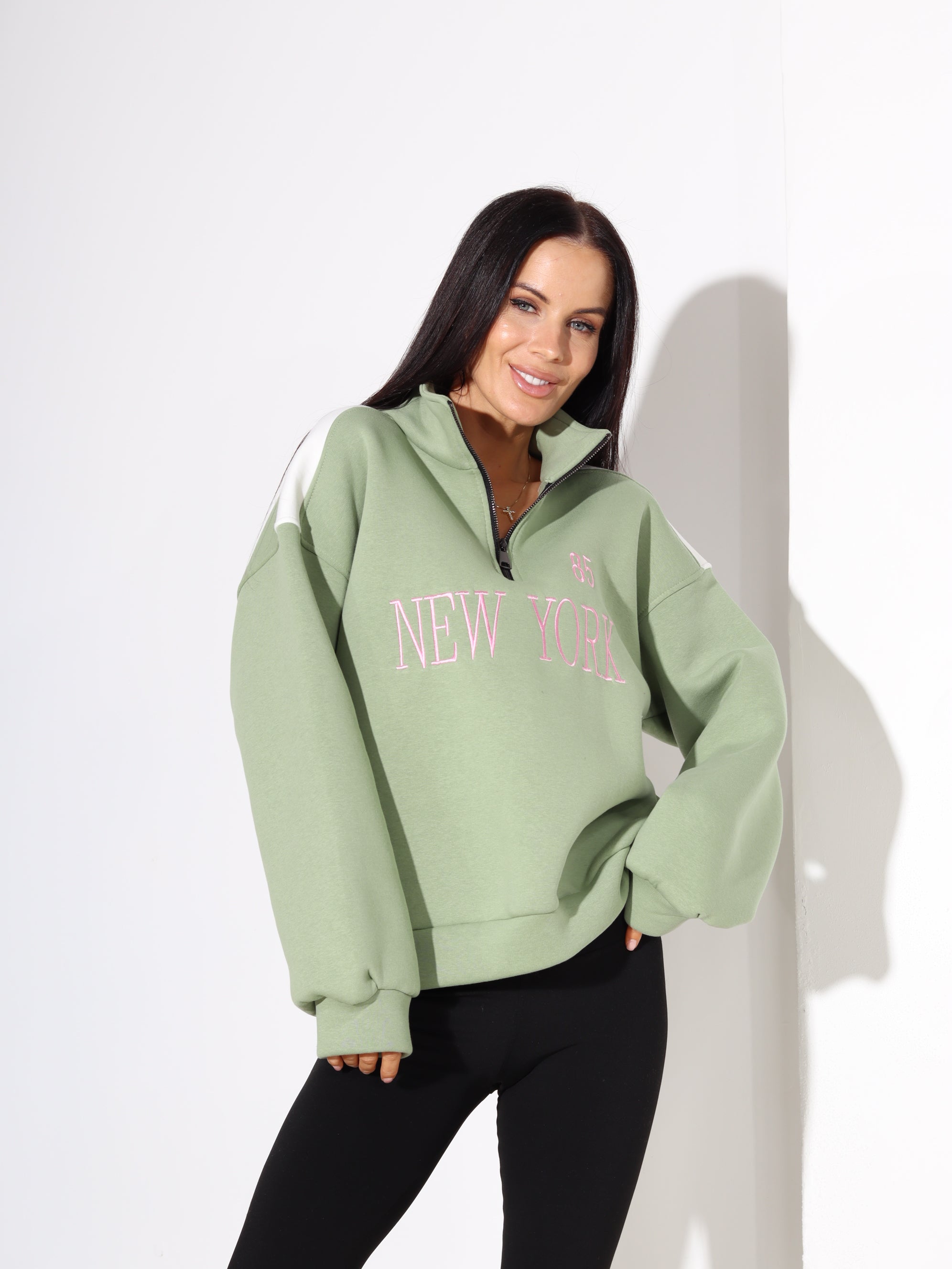 Zaļš džemperis "New York" ar rāvējslēdēju – 17844. aastal